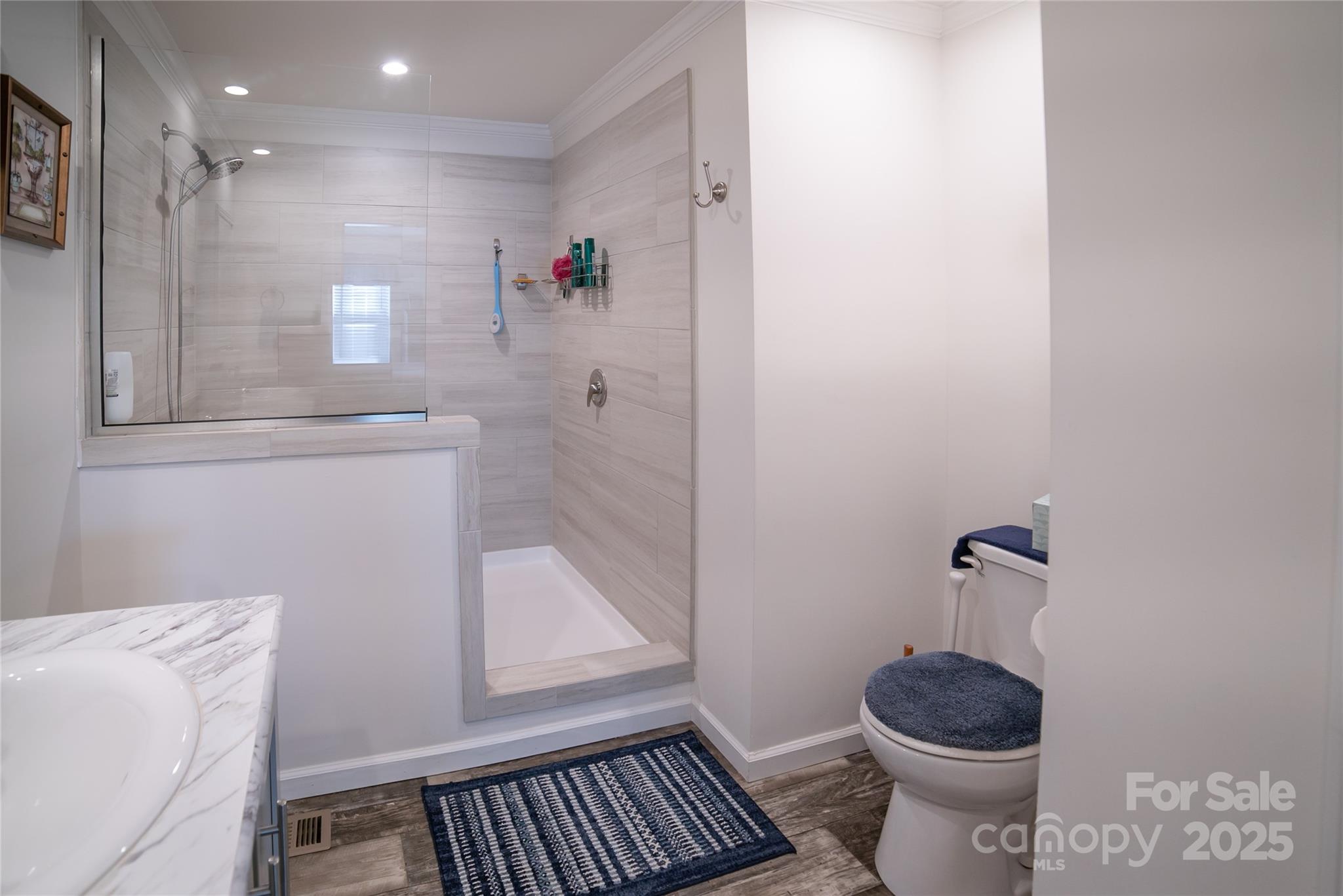 Morganton, North Carolina 28655, United States, 3 Bedrooms Bedrooms, ,2 BathroomsBathrooms,Residential,Active,17739