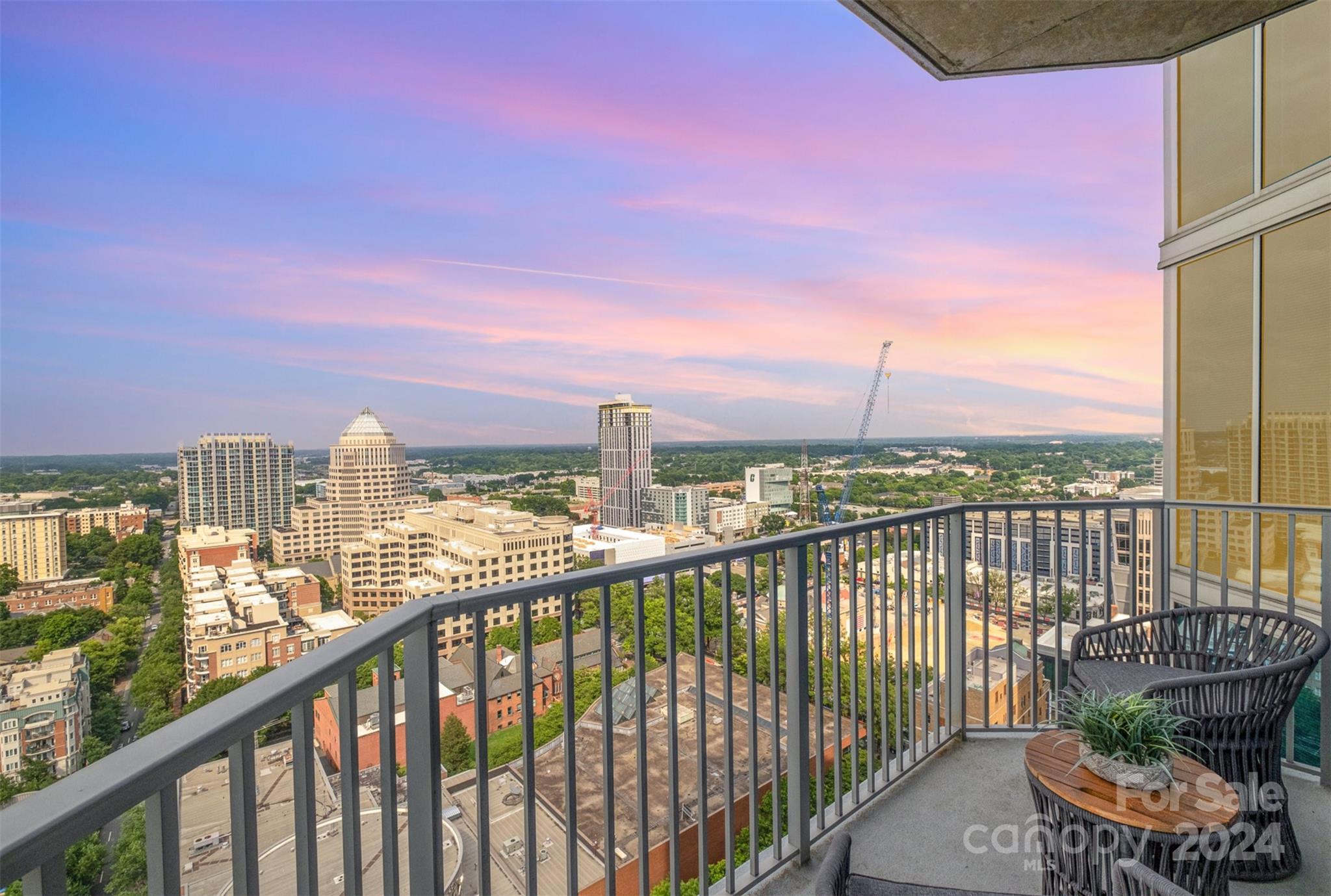 Avenue Condominiums - Residential