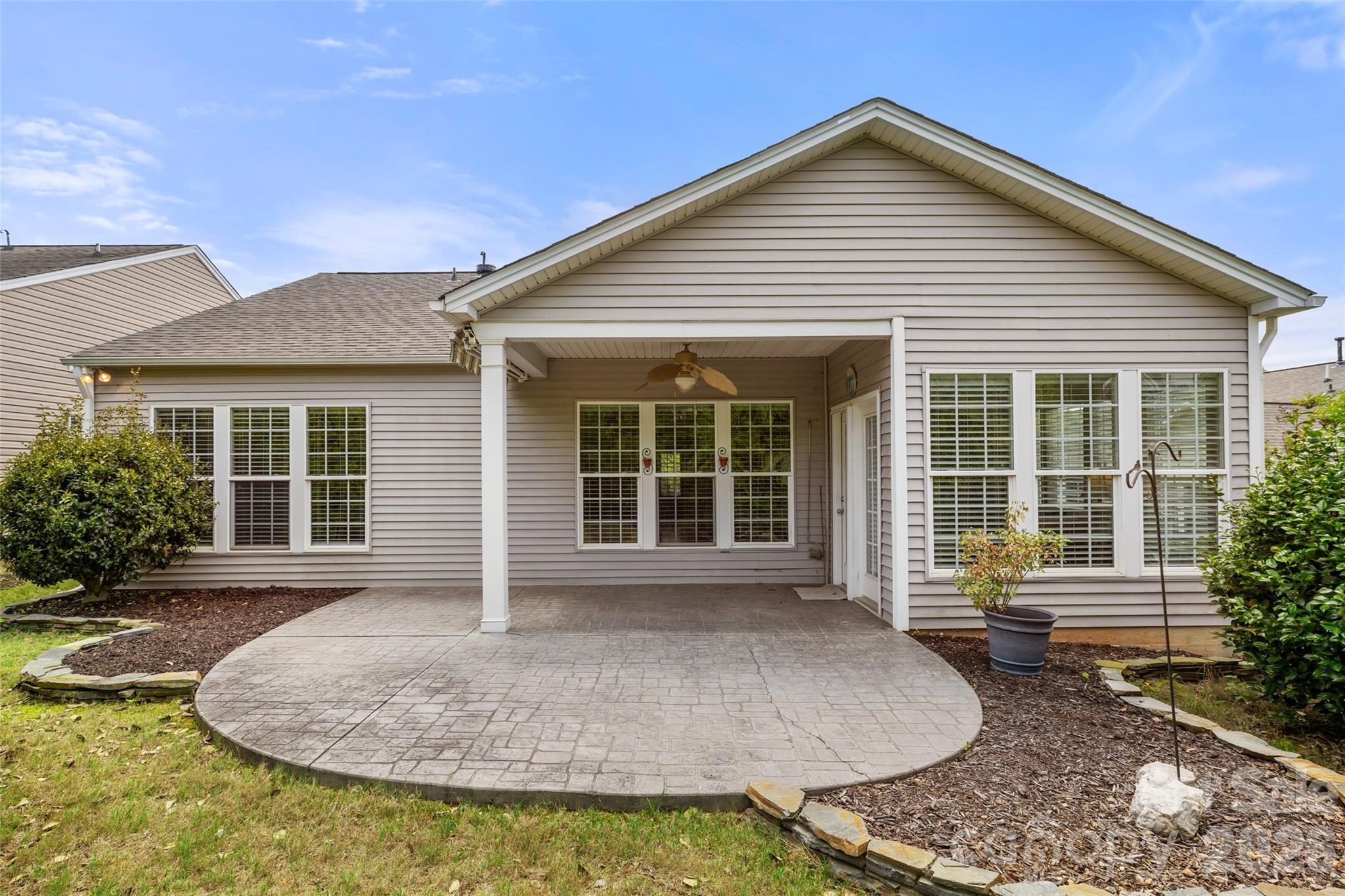15164 Legend Oaks Court