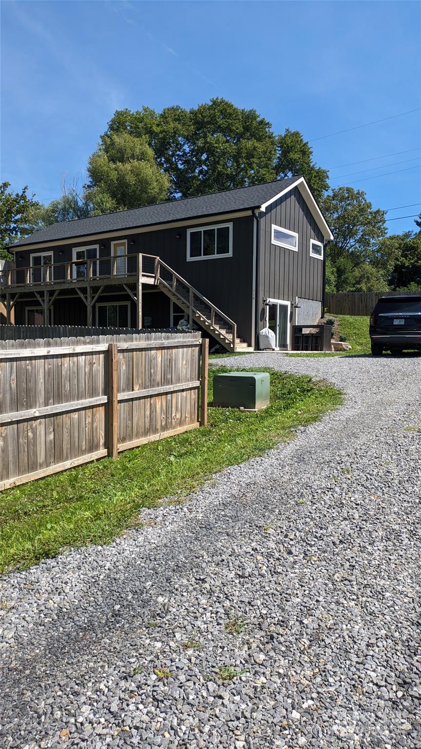 110 Hayden Way
