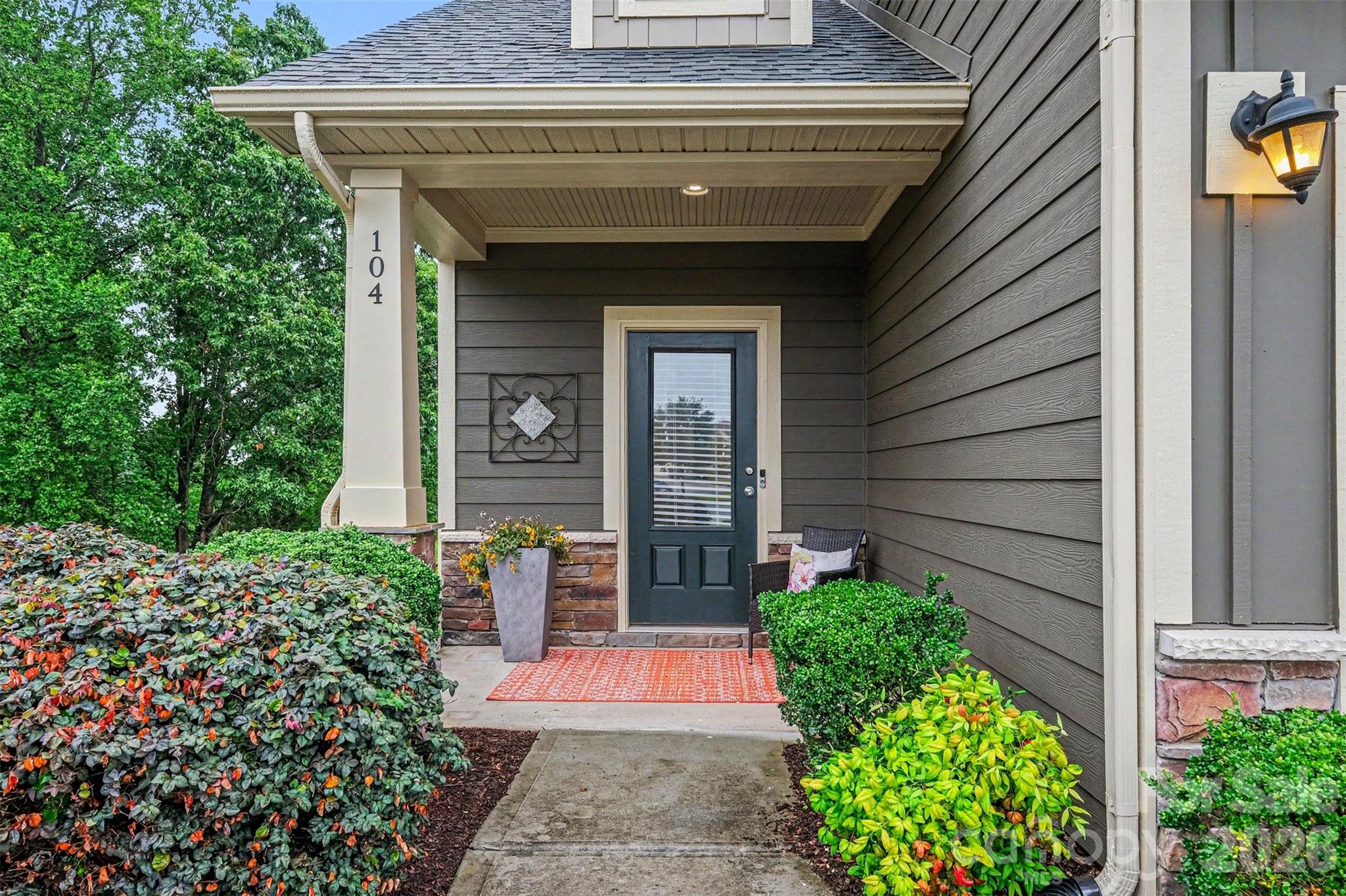 104 Boxtail Way