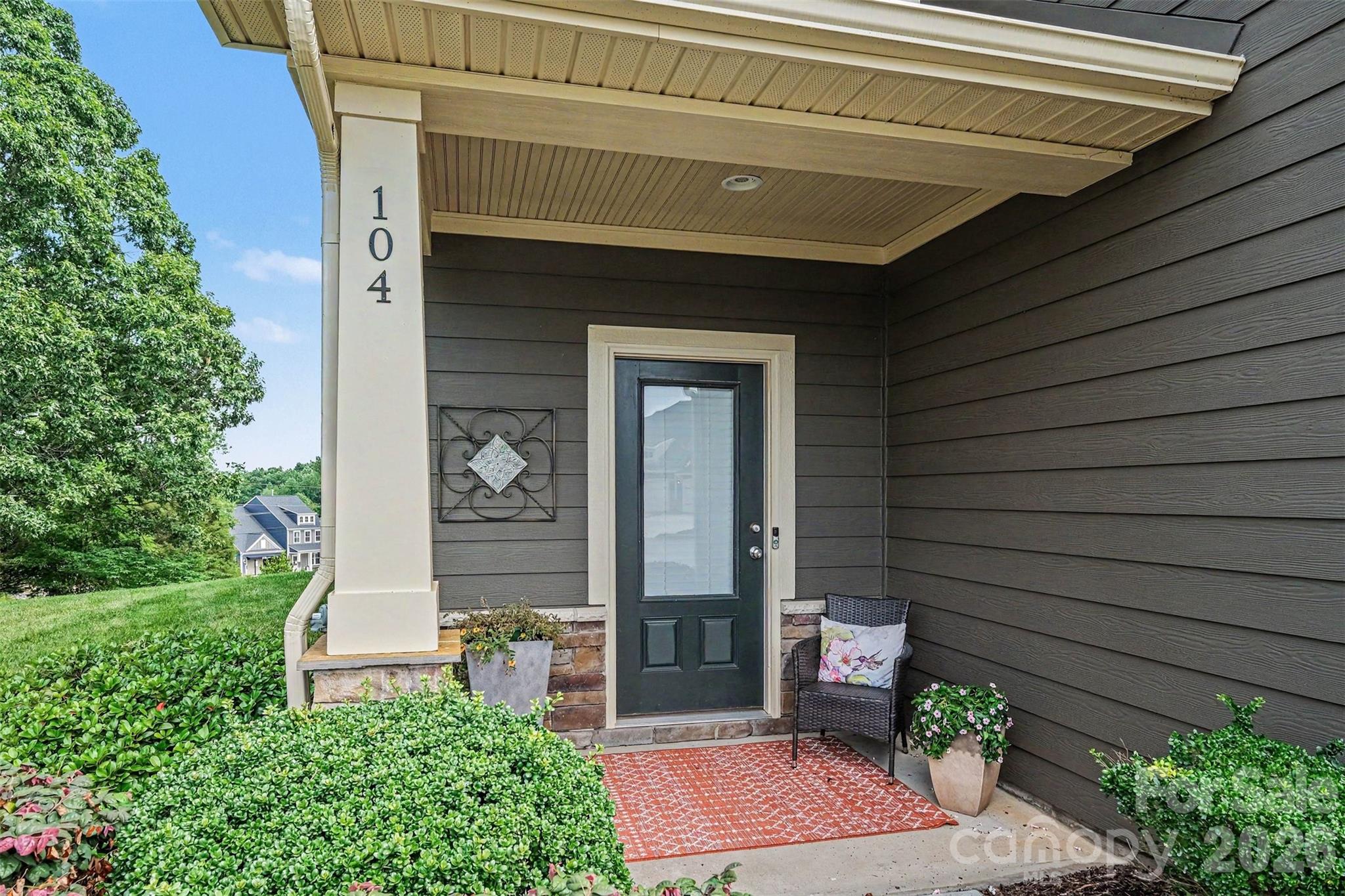 104 Boxtail Way