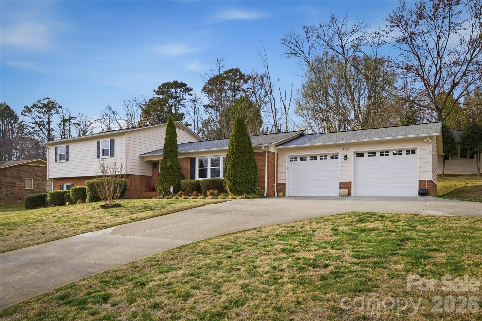 1405 Lower Creek Drive NE