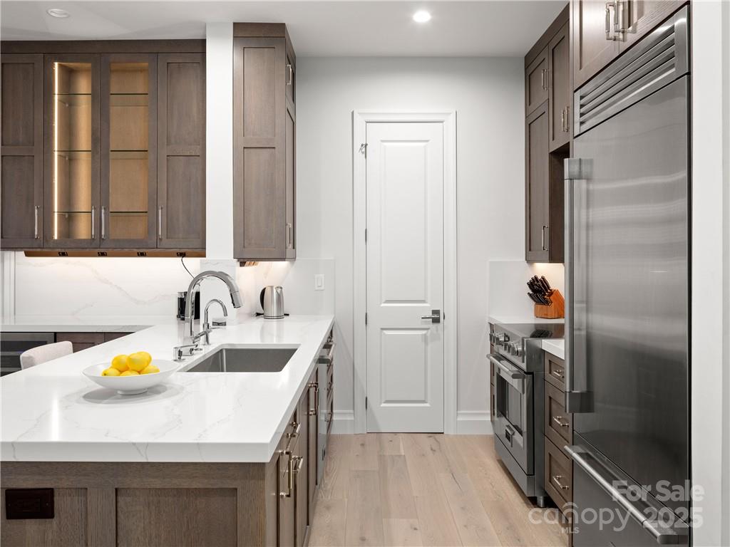 42 Schenck Parkway 109