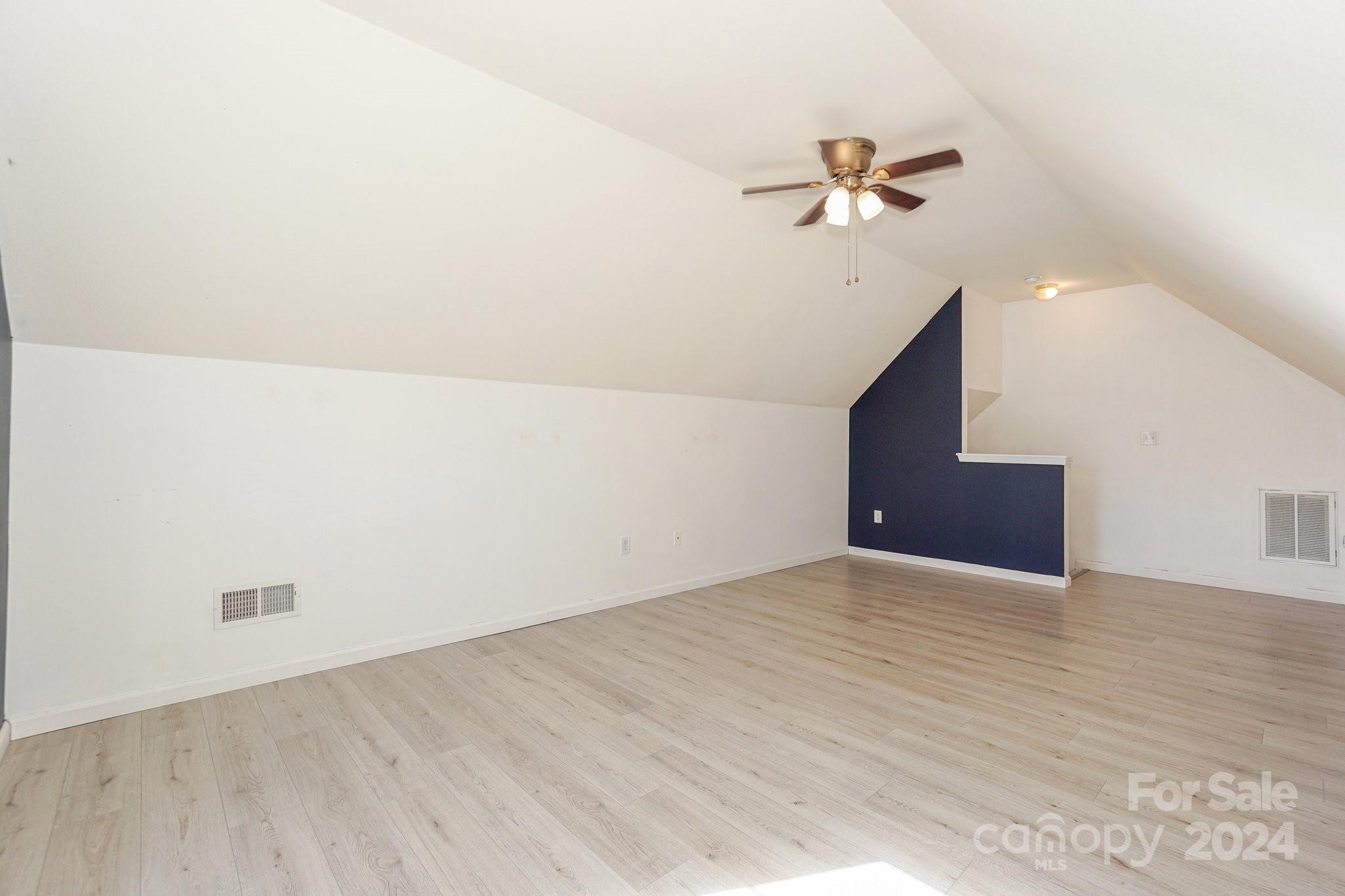 Curtis Pond - Residential