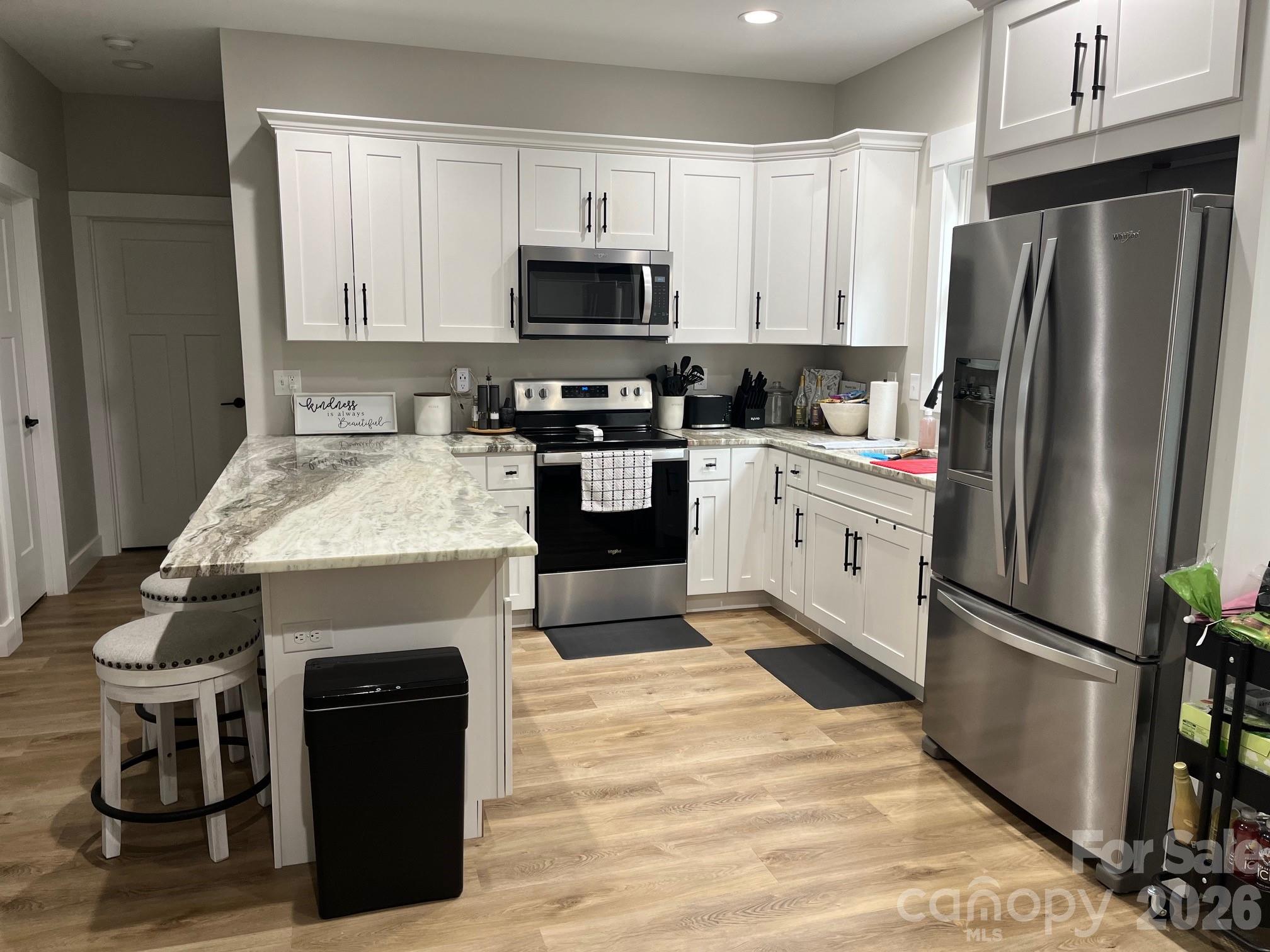 4050 Fairview Drive 9