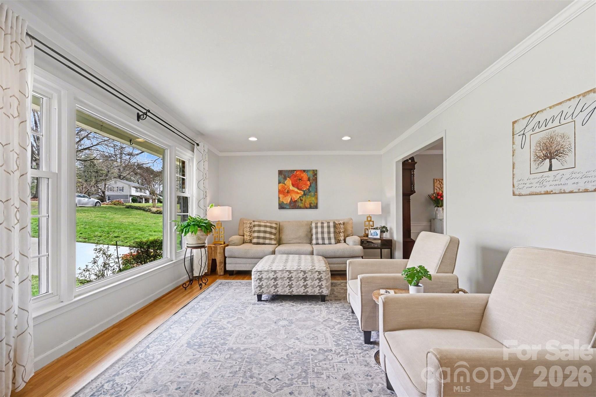 3832 Blowing Rock Way