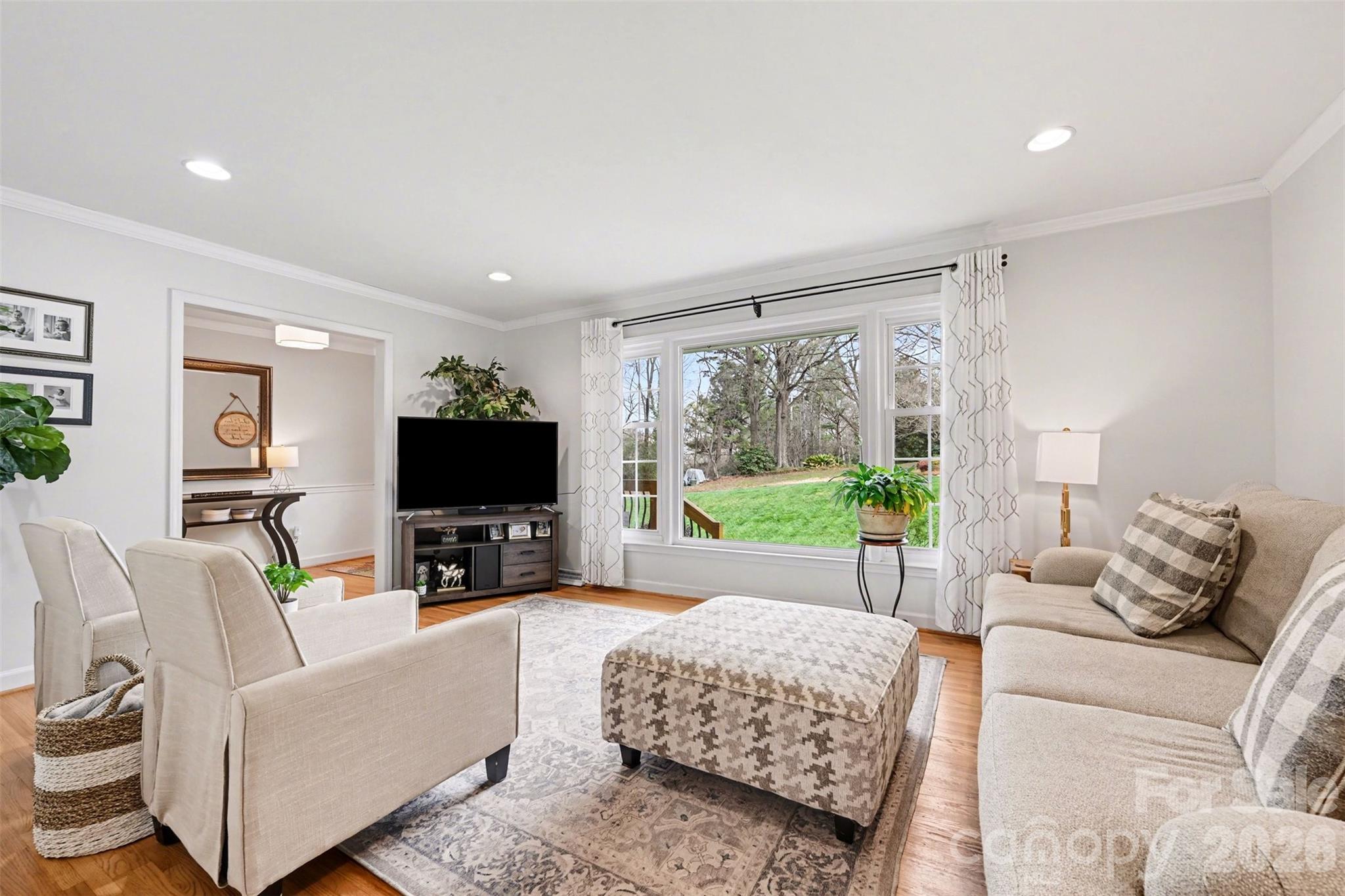 Beverly Woods - Residential