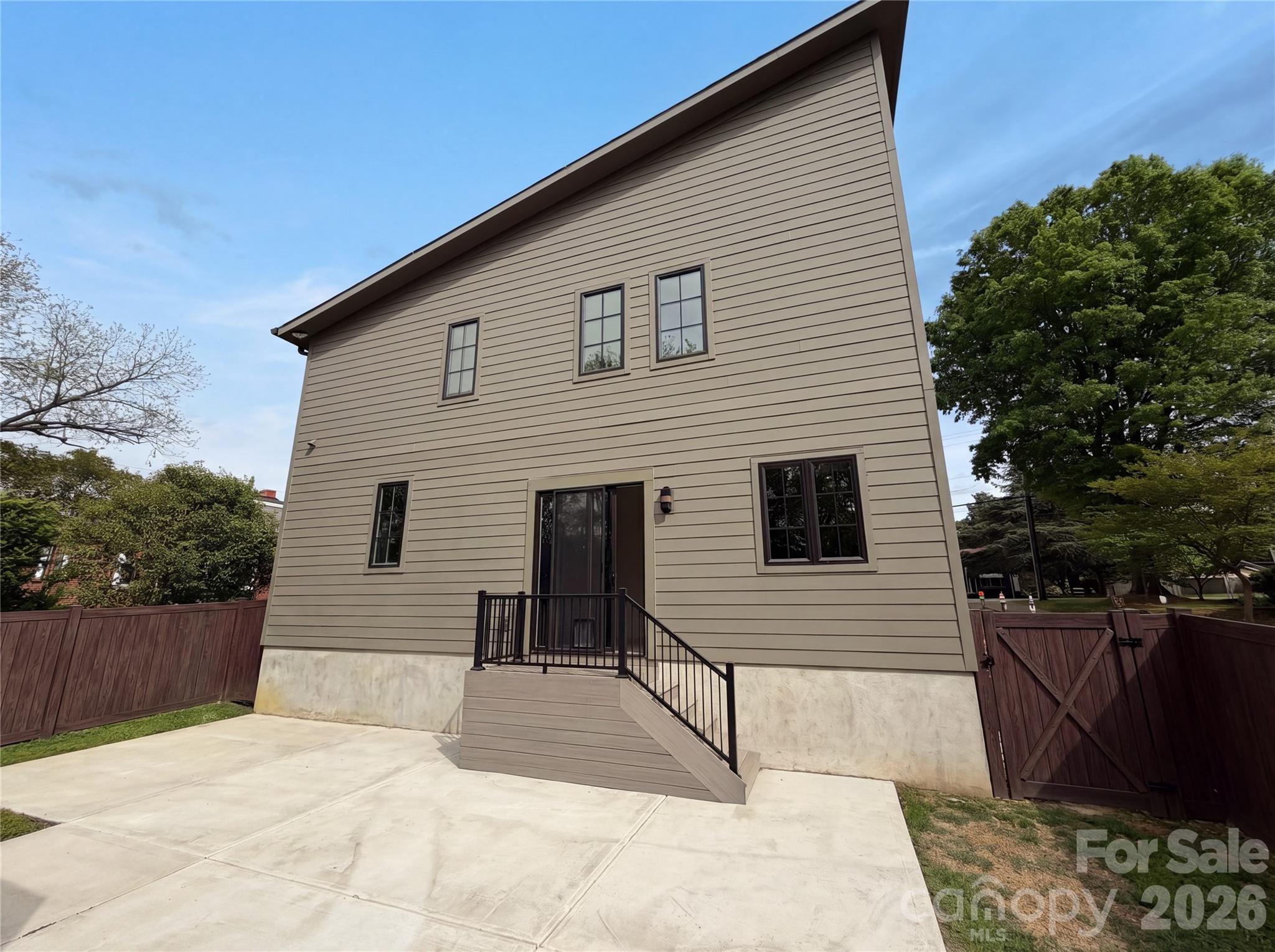 Oakhurst - Residential