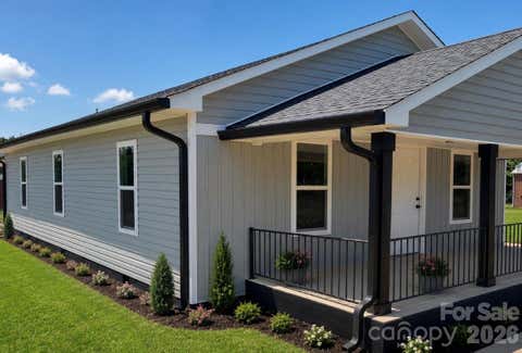 Photo of 1810 E Greenbriar Road, Statesville, NC 28677 (MLS # 4395838)