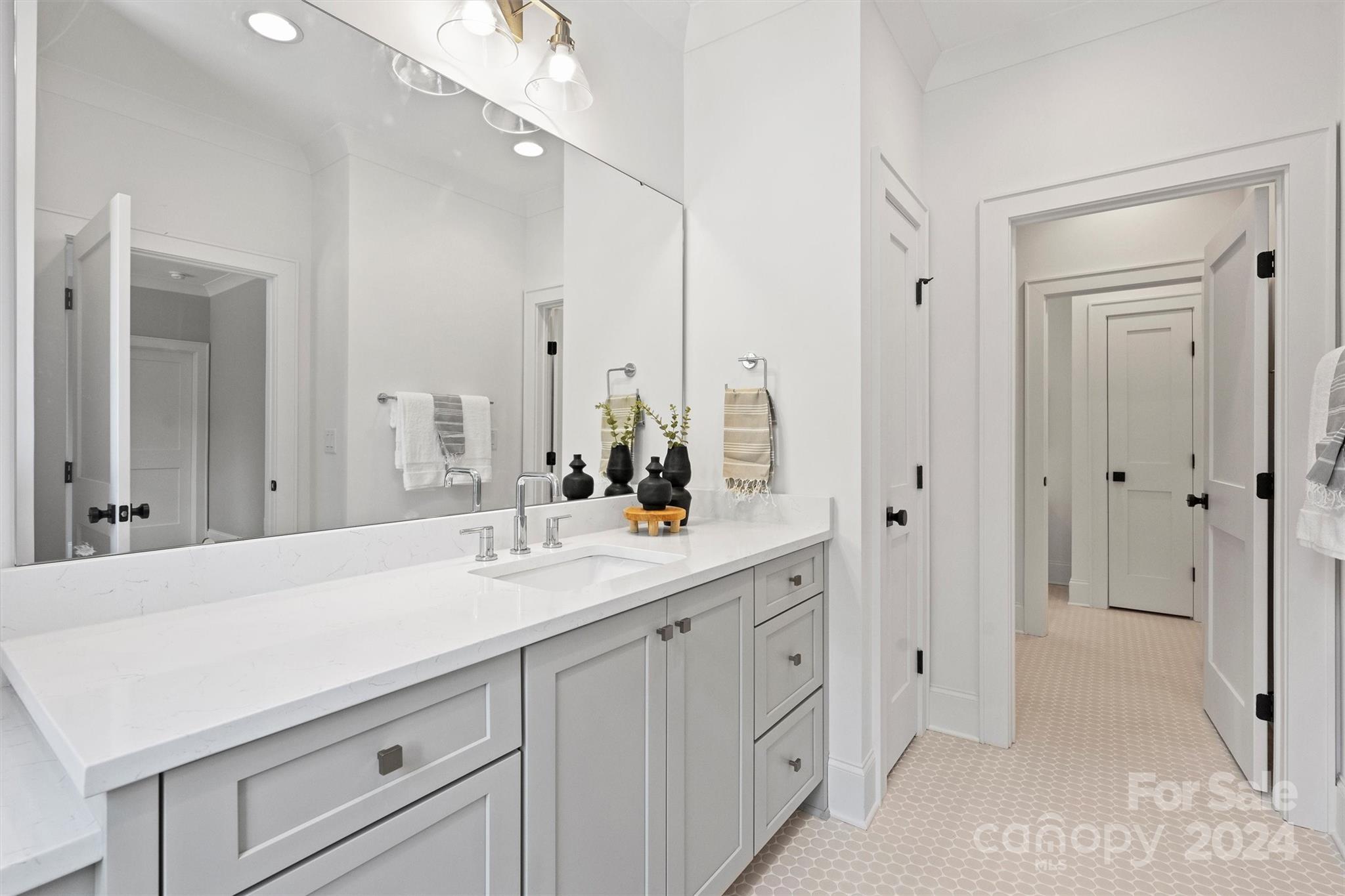 Villa Heights - Residential