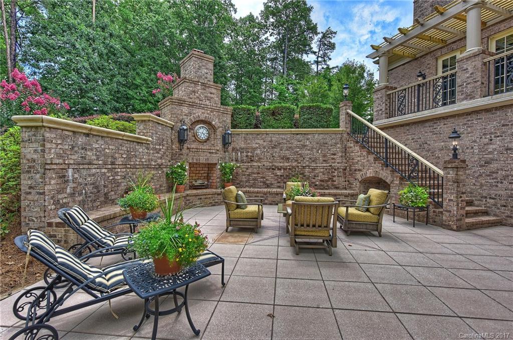 The Peninsula - Residential