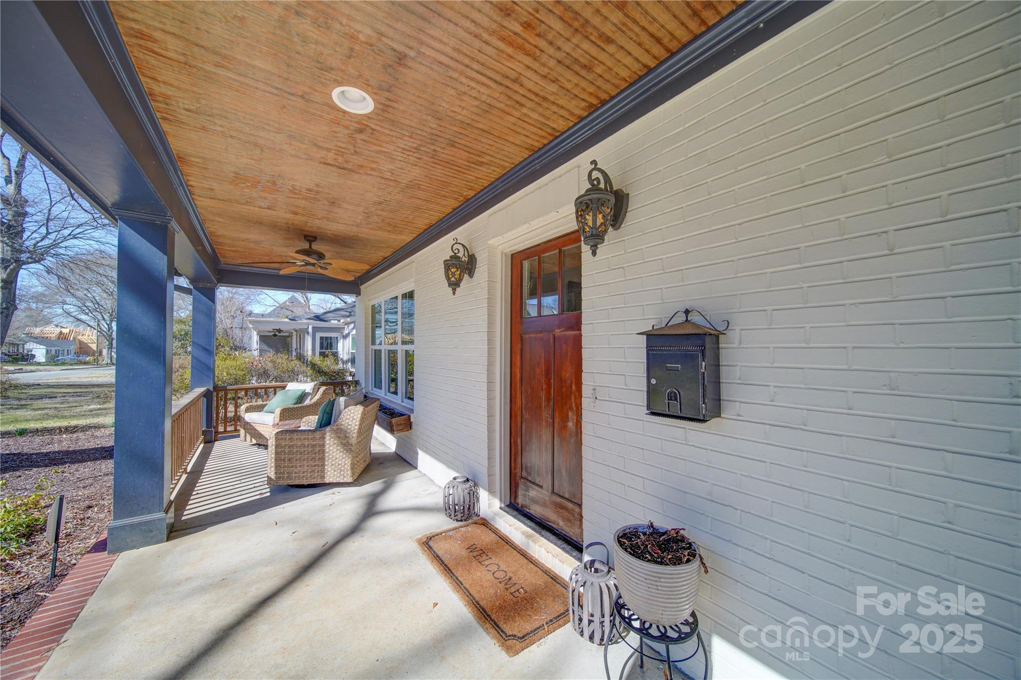 1009 Leigh Avenue
