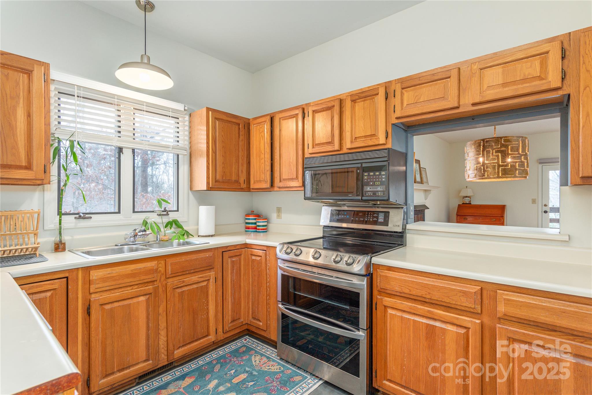 Pine Cliff Condominiums - Residential