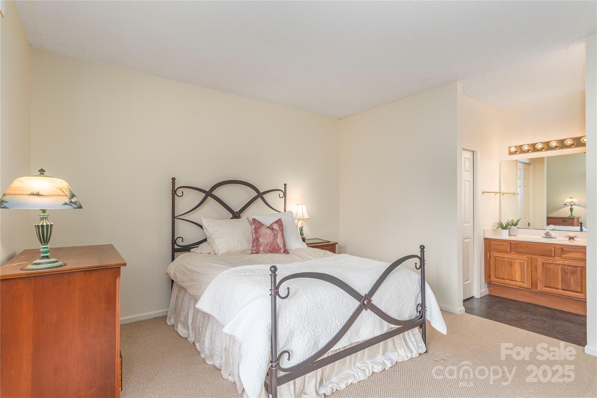 Pine Cliff Condominiums - Residential