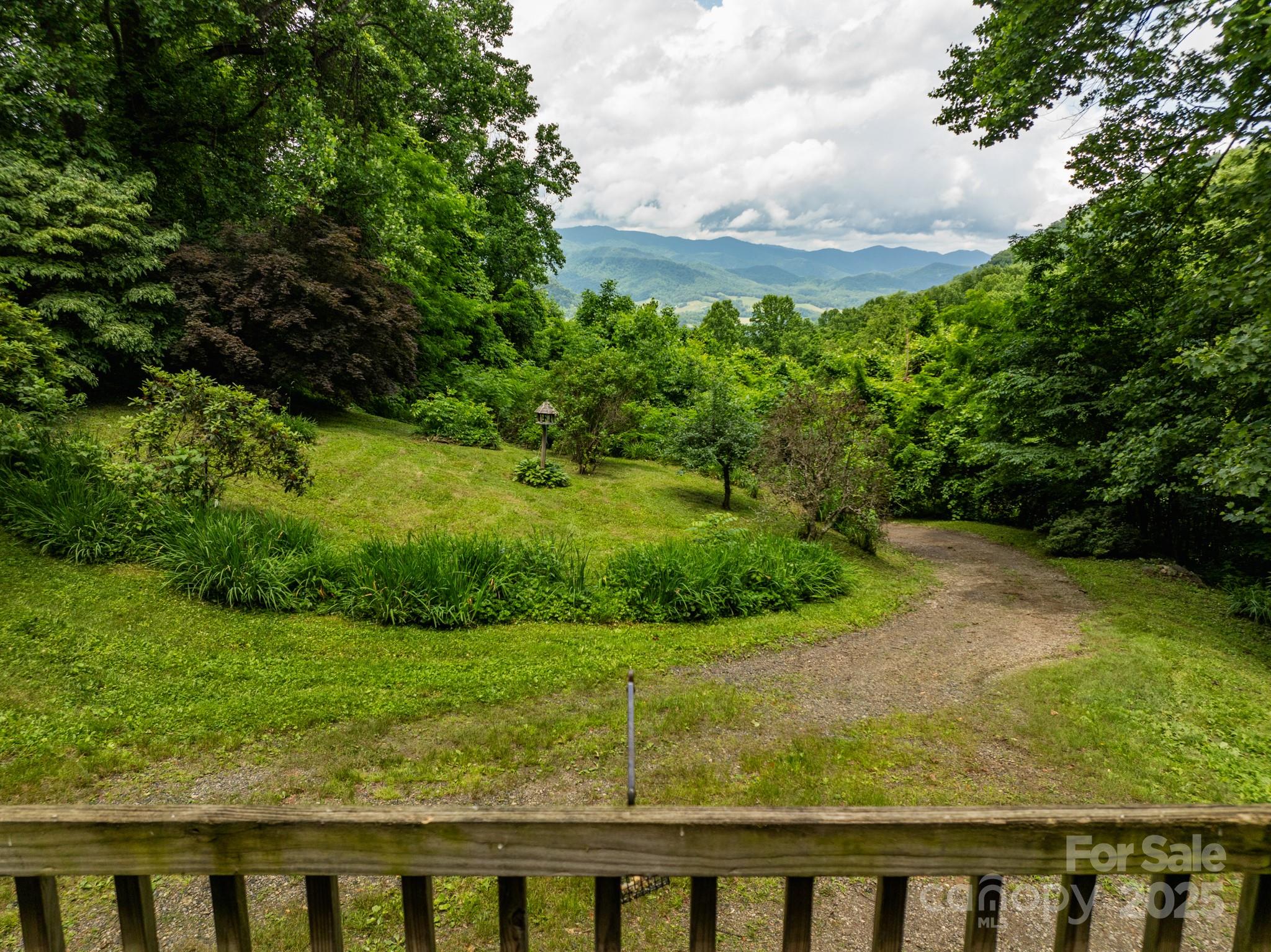 687 Willow Creek Road