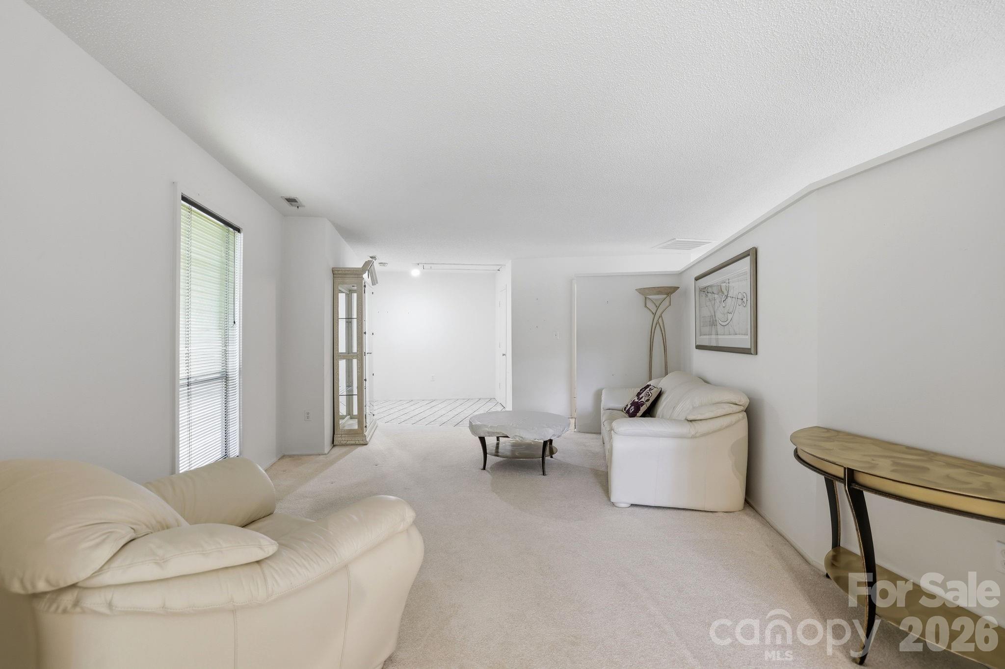 3423 Tinkerbell Lane