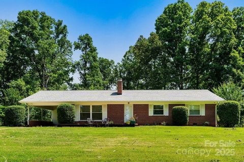 4411 US 221 Highway Forest City NC 28043