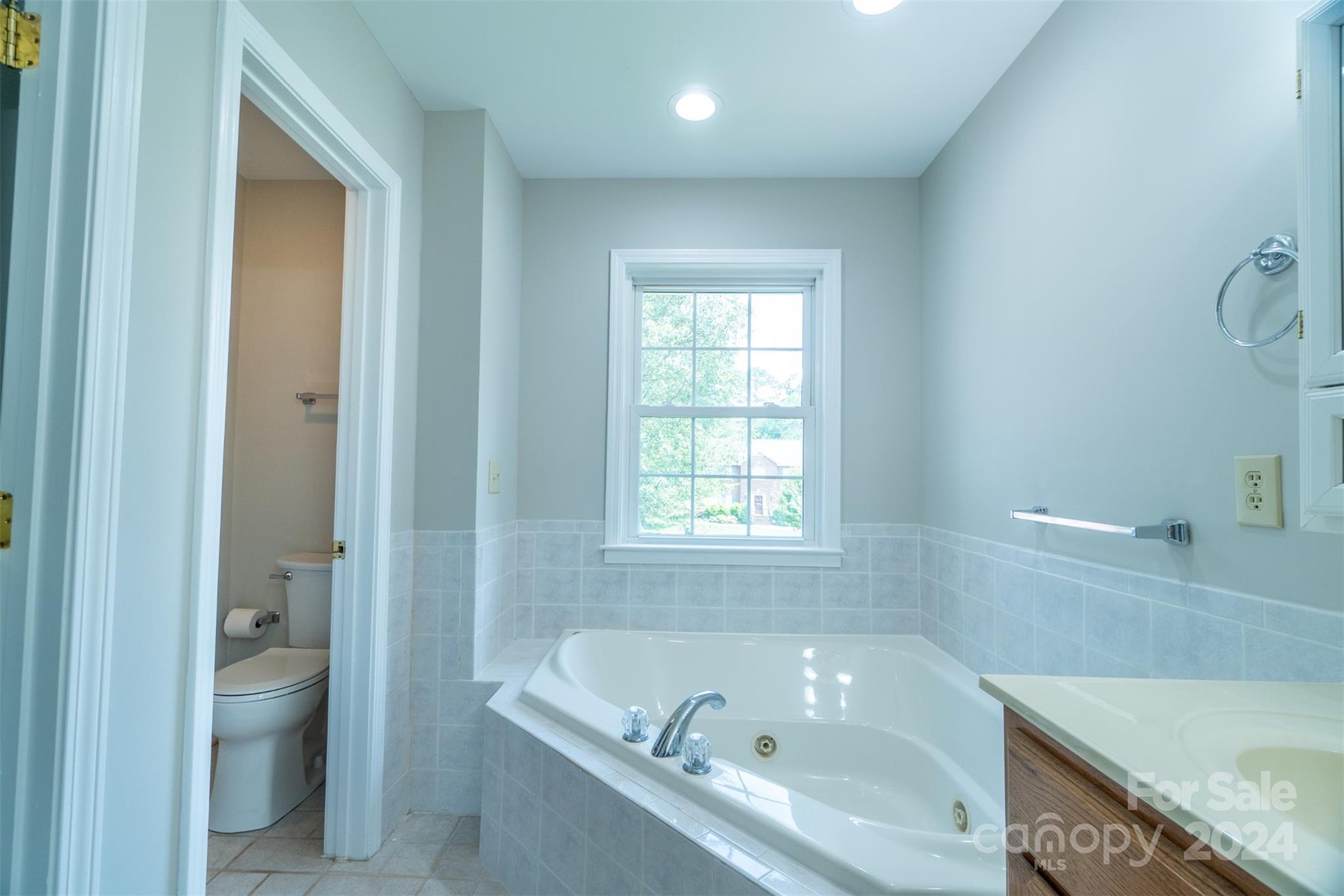 Barrington Glen - Residential