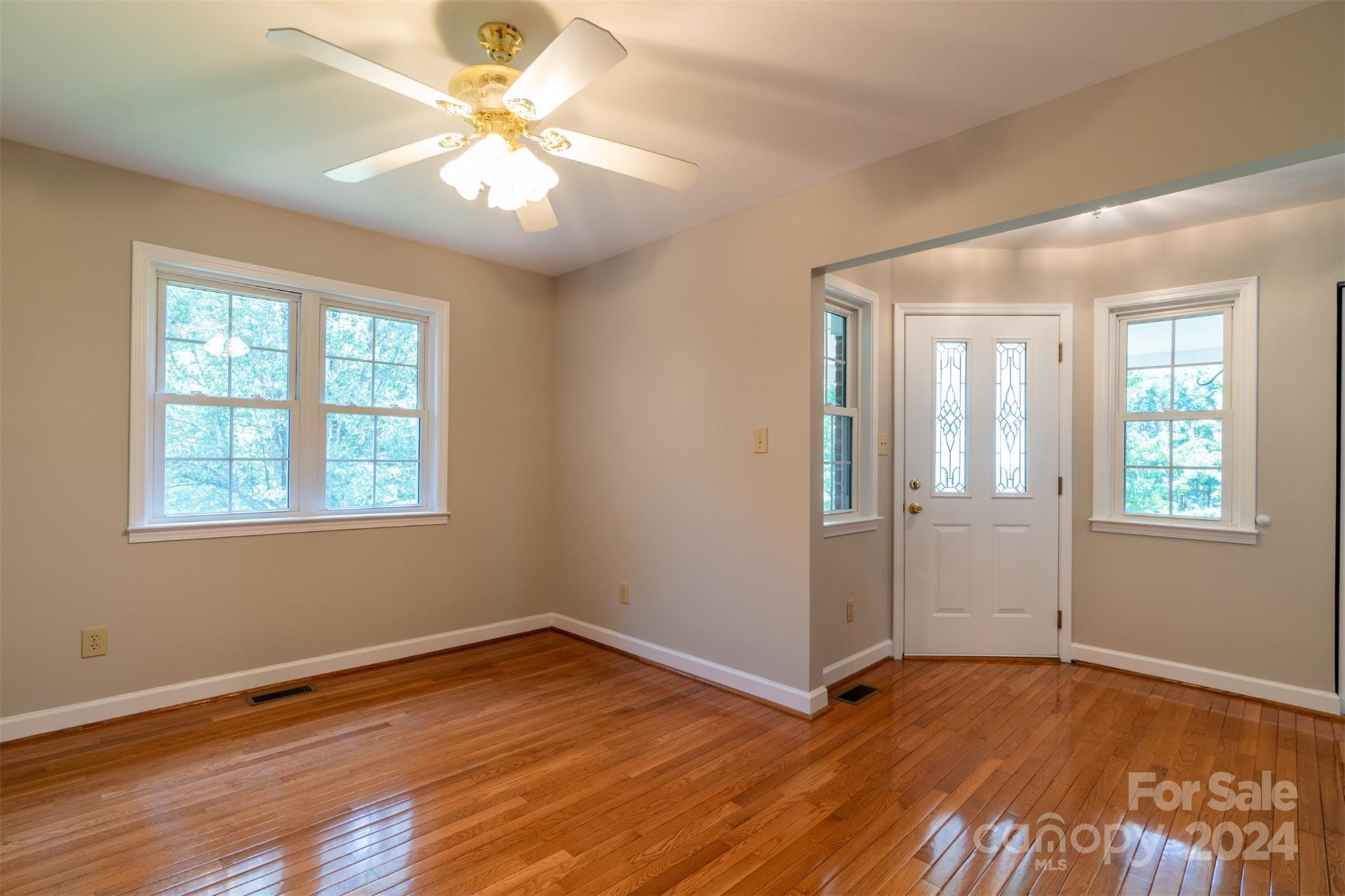 Barrington Glen - Residential