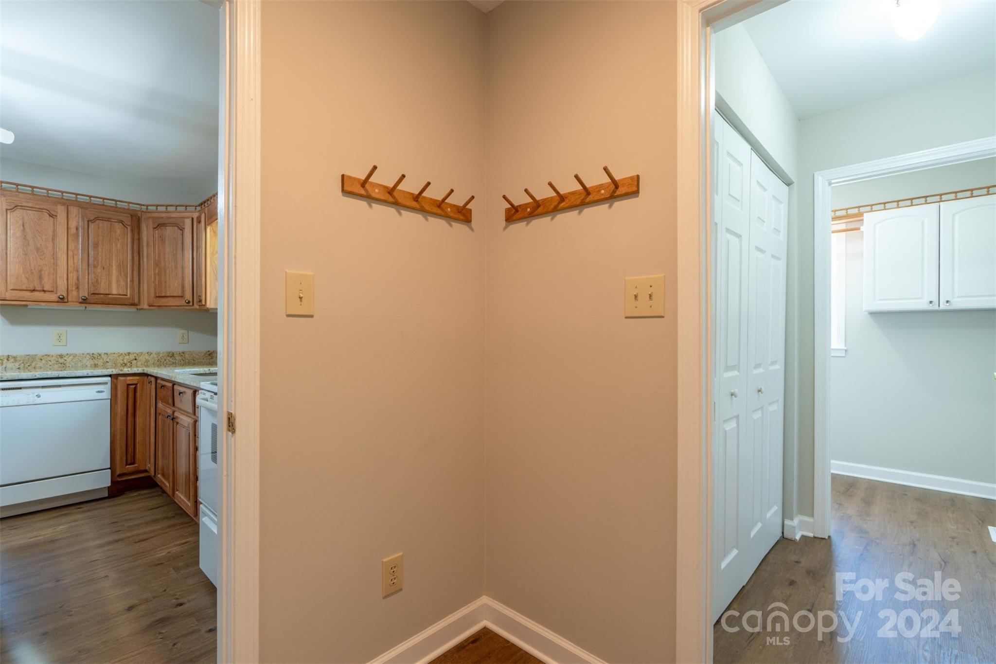 Barrington Glen - Residential