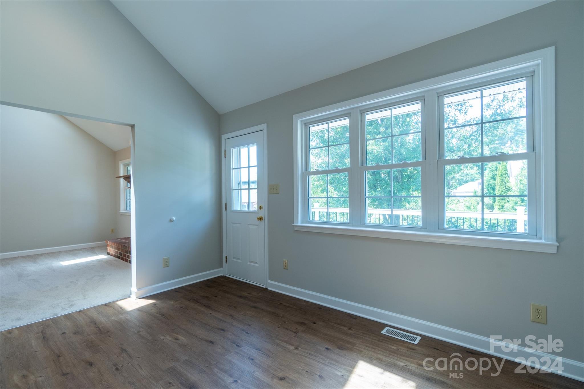 Barrington Glen - Residential