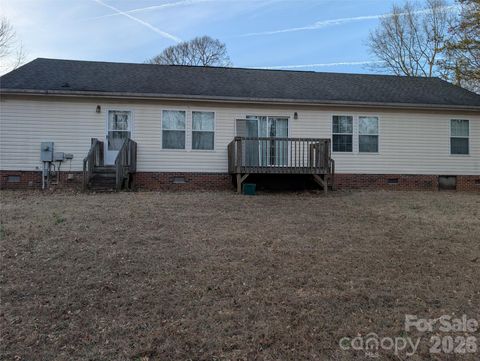 2890 19th Street NE Hickory NC 28601