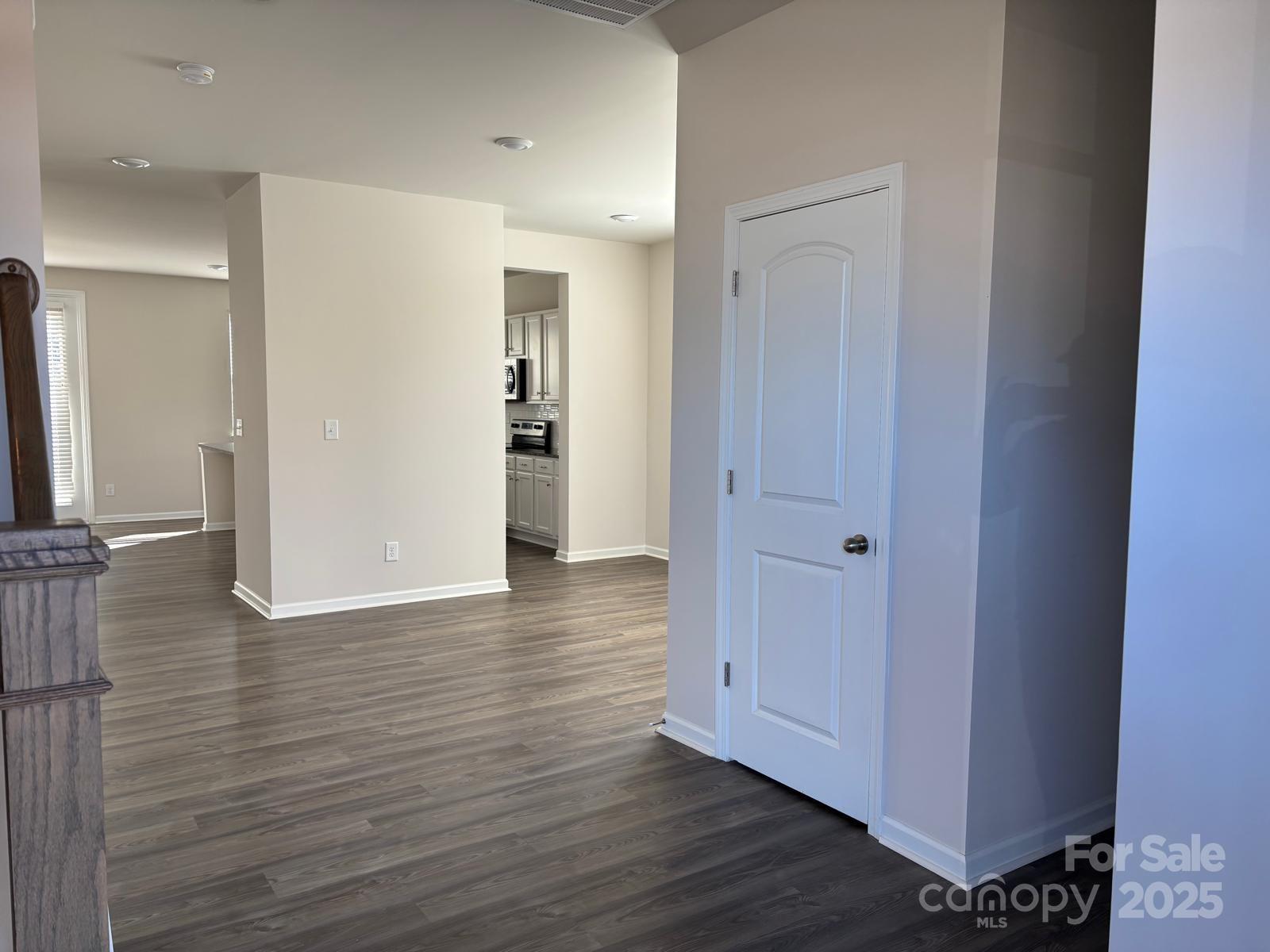 7121 Maple Run Circle