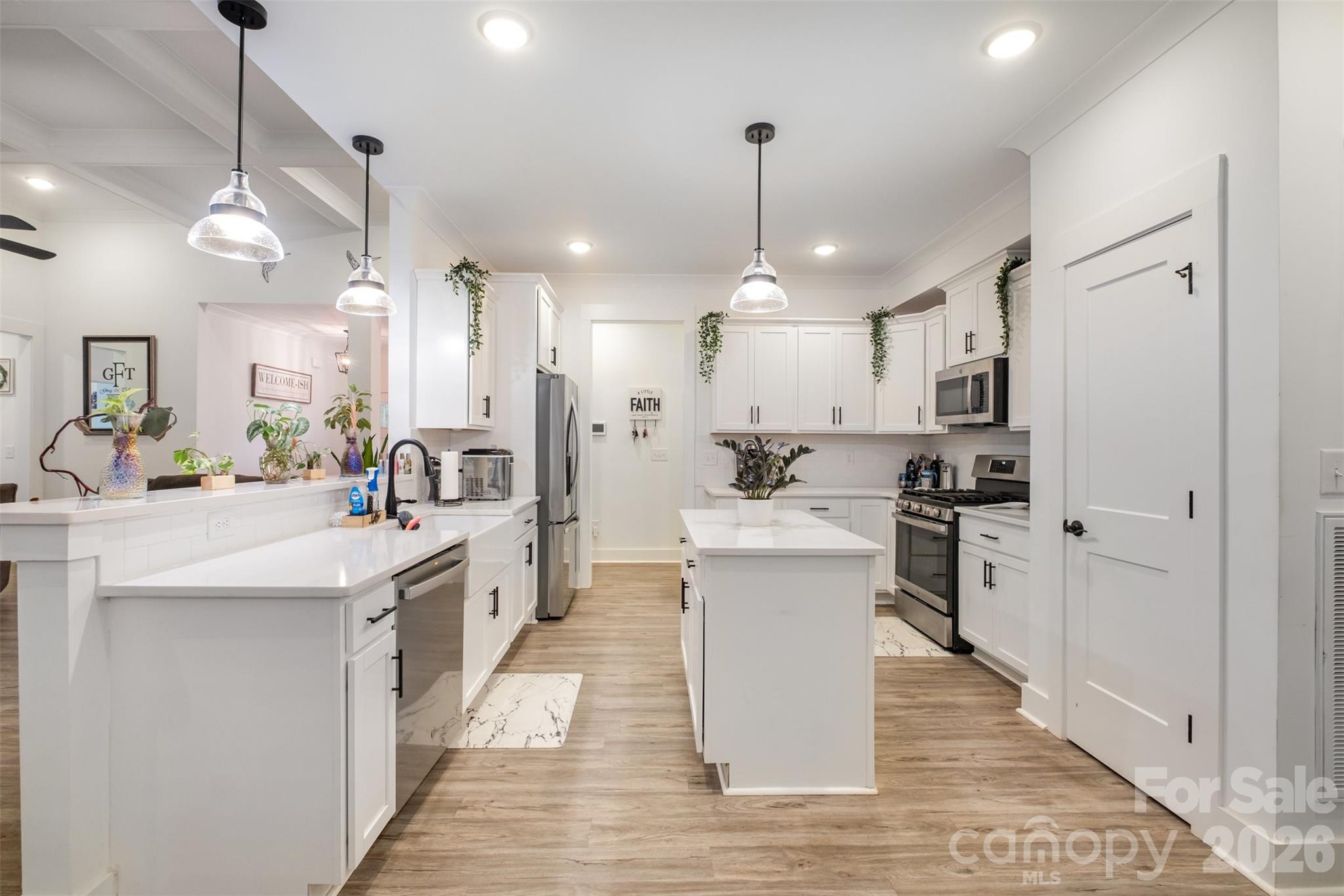 Sanders Landing - Residential