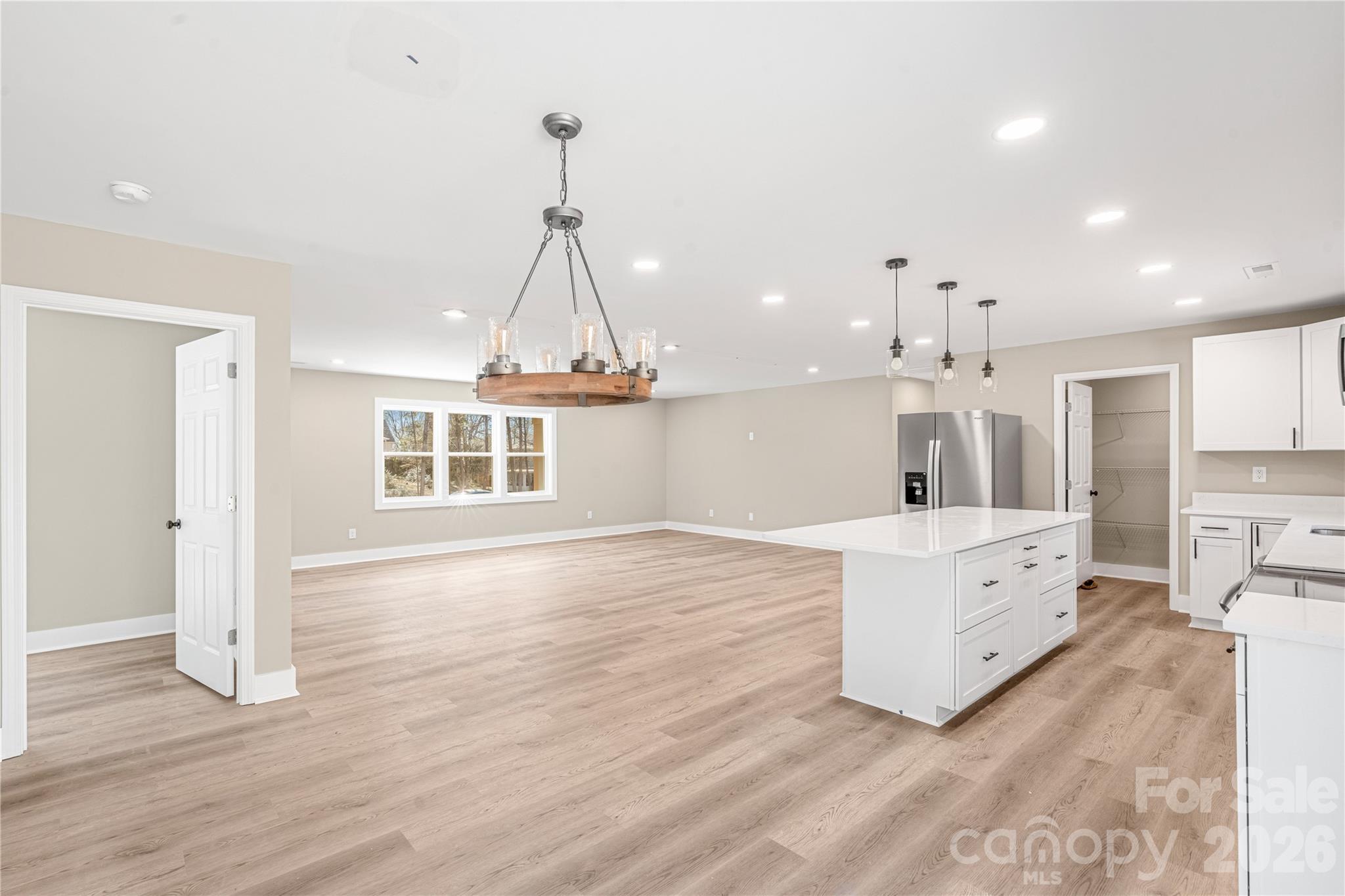 BUFFALO HEIGHTS - Residential