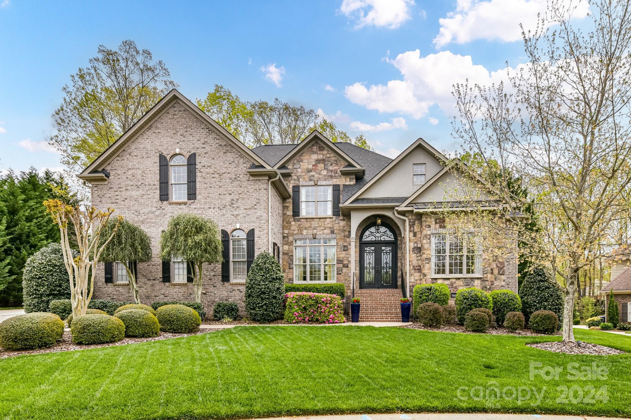 Stratford Hall - Residential