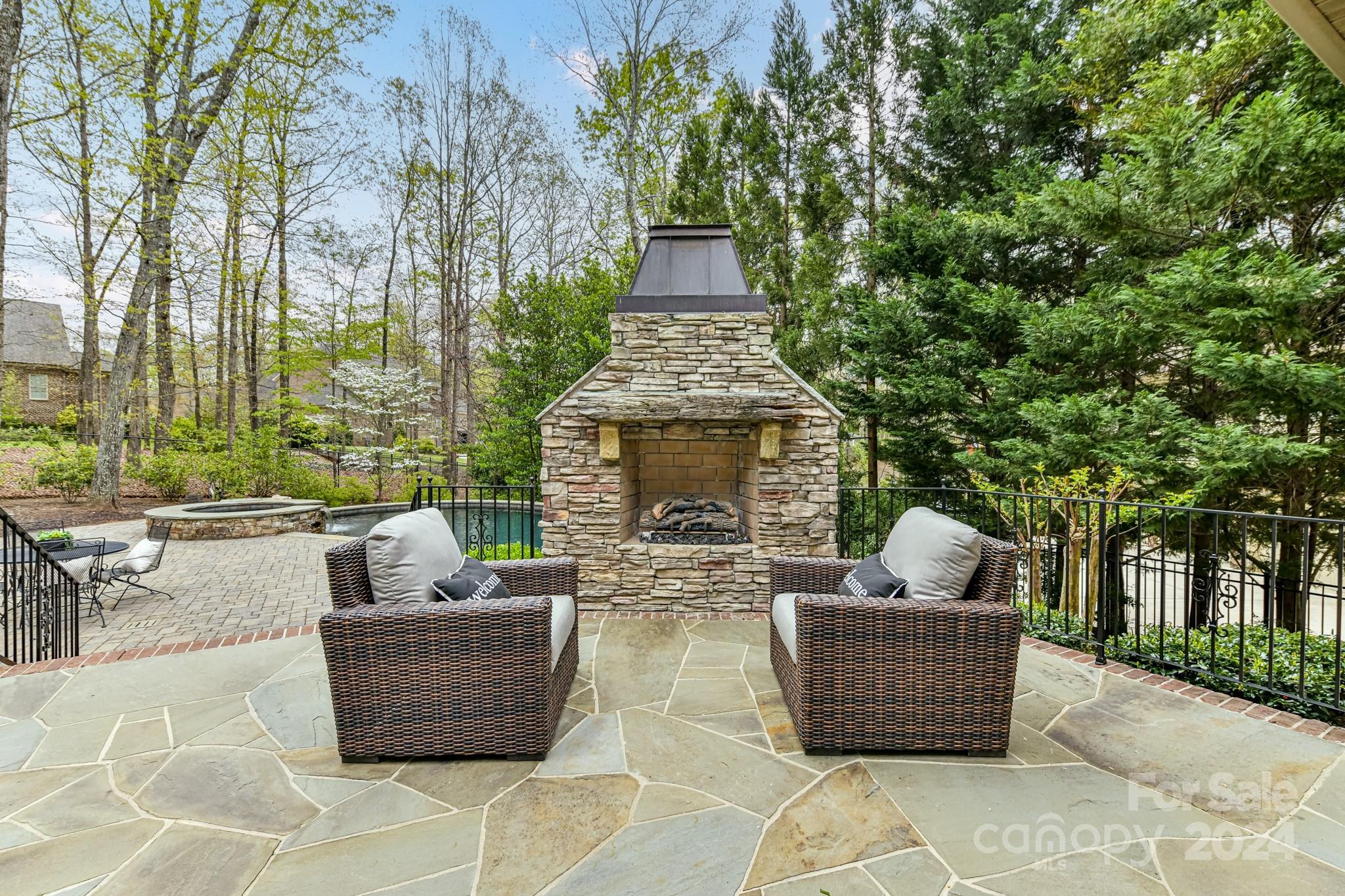 Stratford Hall - Residential