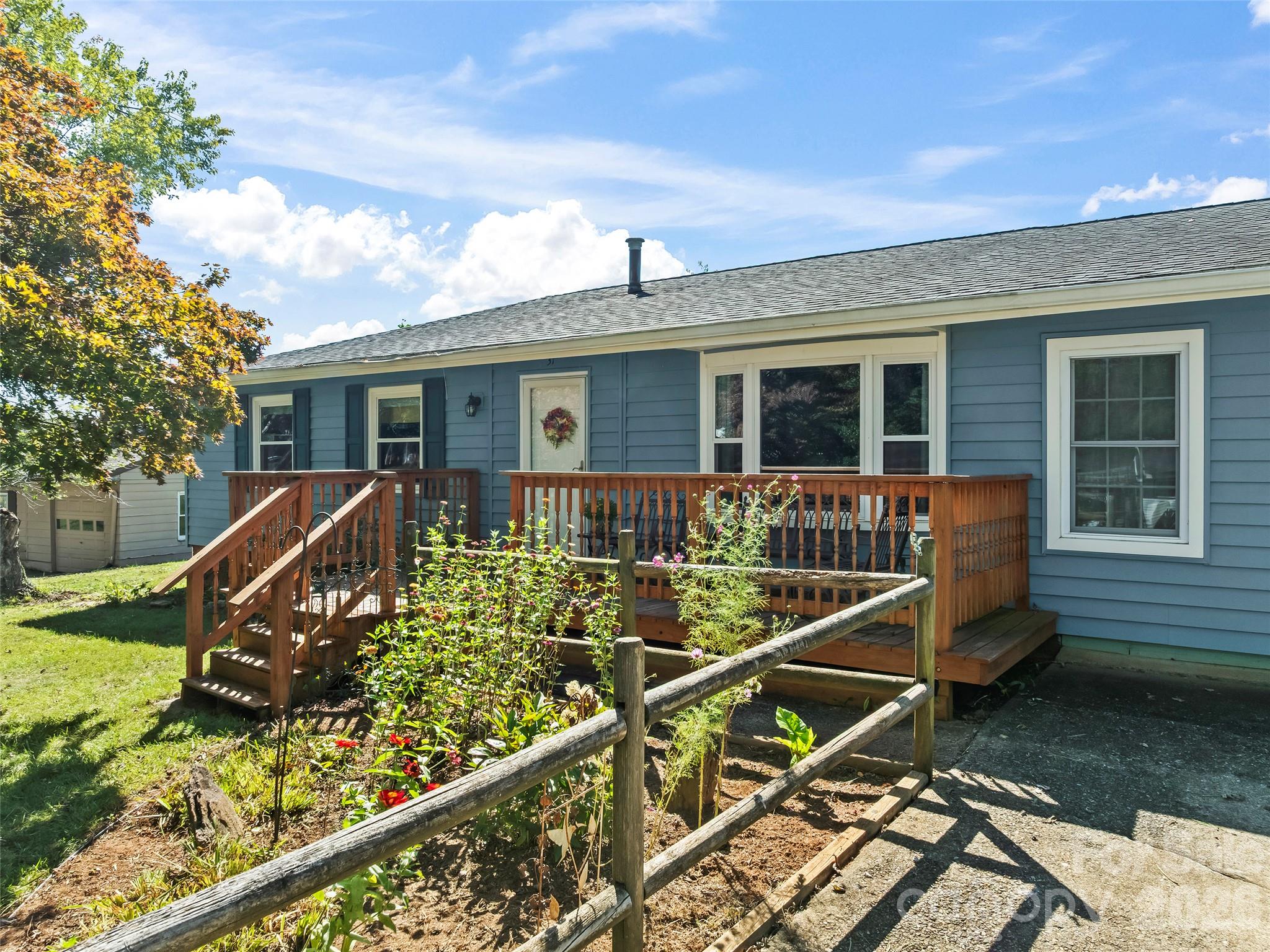 31 Southwicke Drive