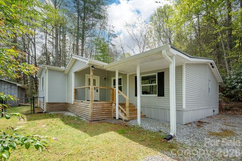 Photo of 37 Camden Way, Rosman, NC 28772 (MLS # 4366138)