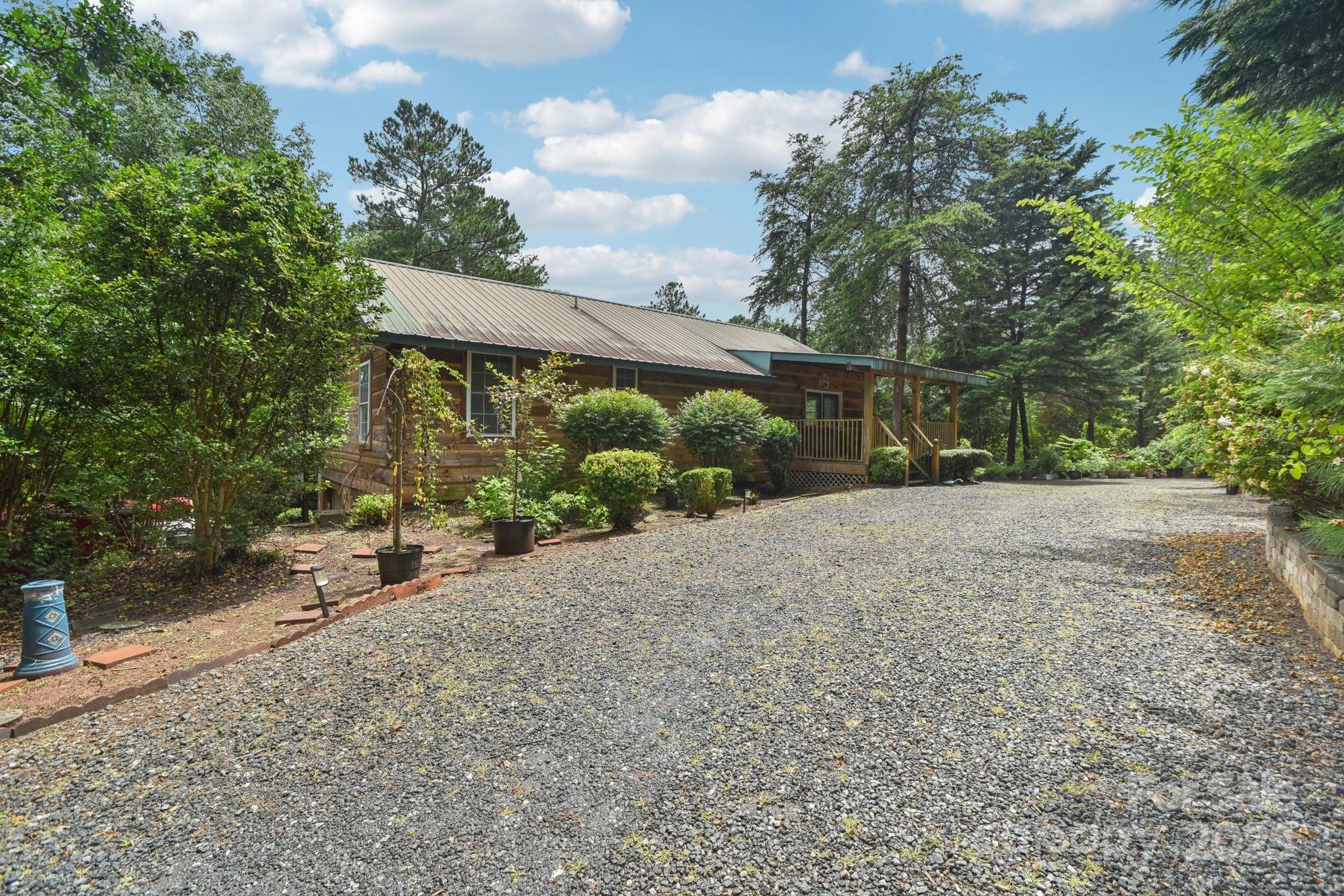 66 Ashlyn Lane