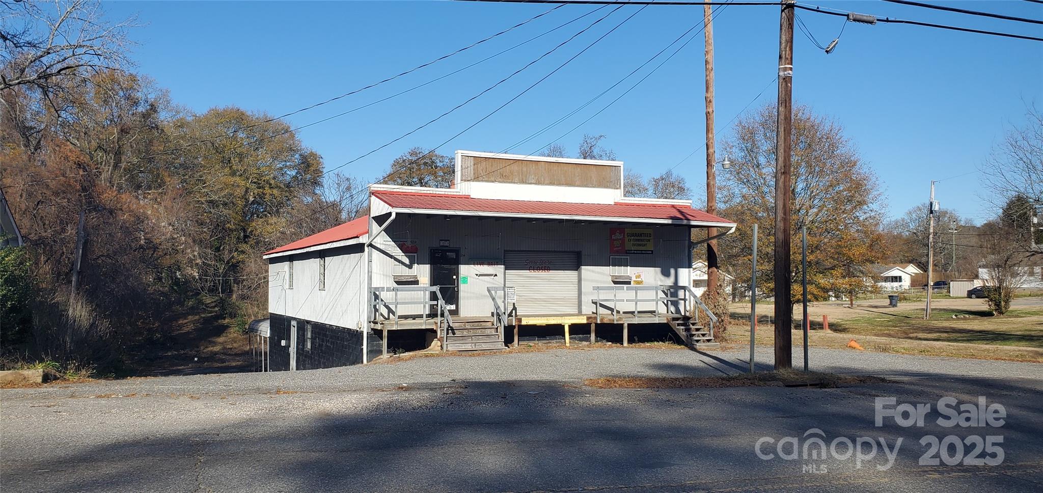 214 E Trade Street