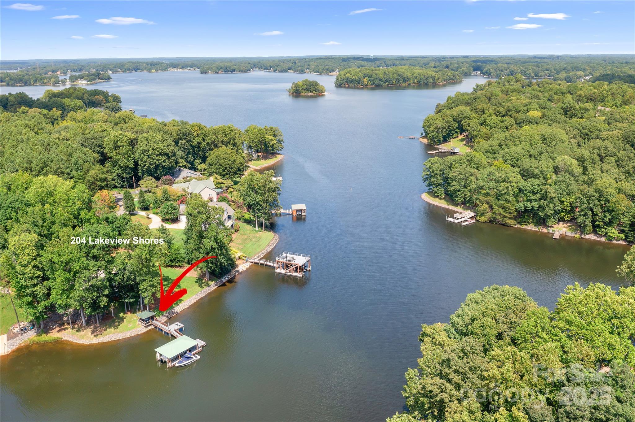 204 Lakeview Shores Loop