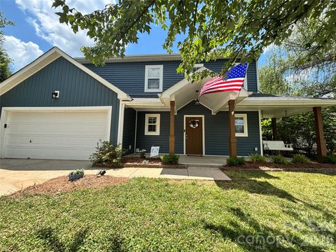 Photo of 953 Rocky Meadows Lane, Concord, NC 28025 (MLS # 4384156)