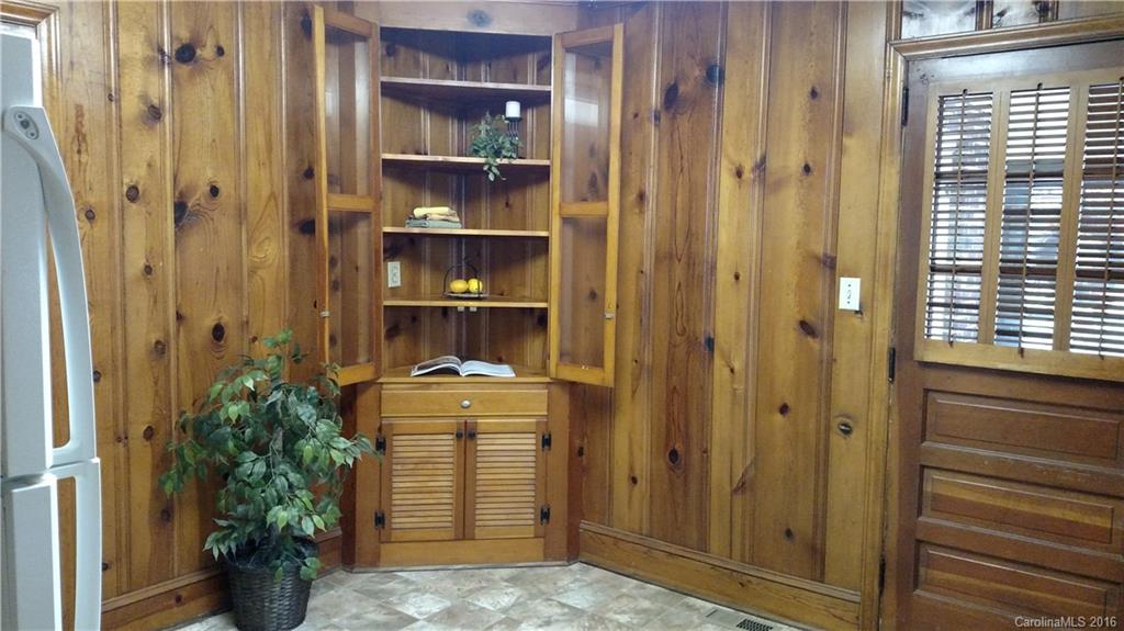 Commonwealth - Residential