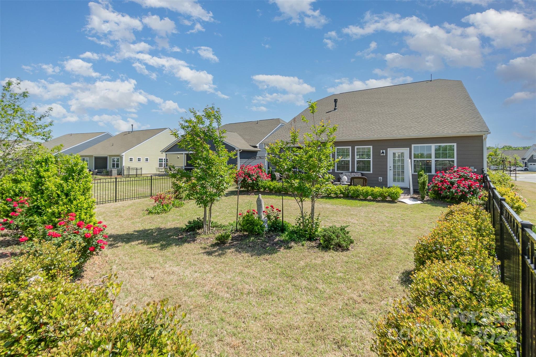 Tree Tops - Residential