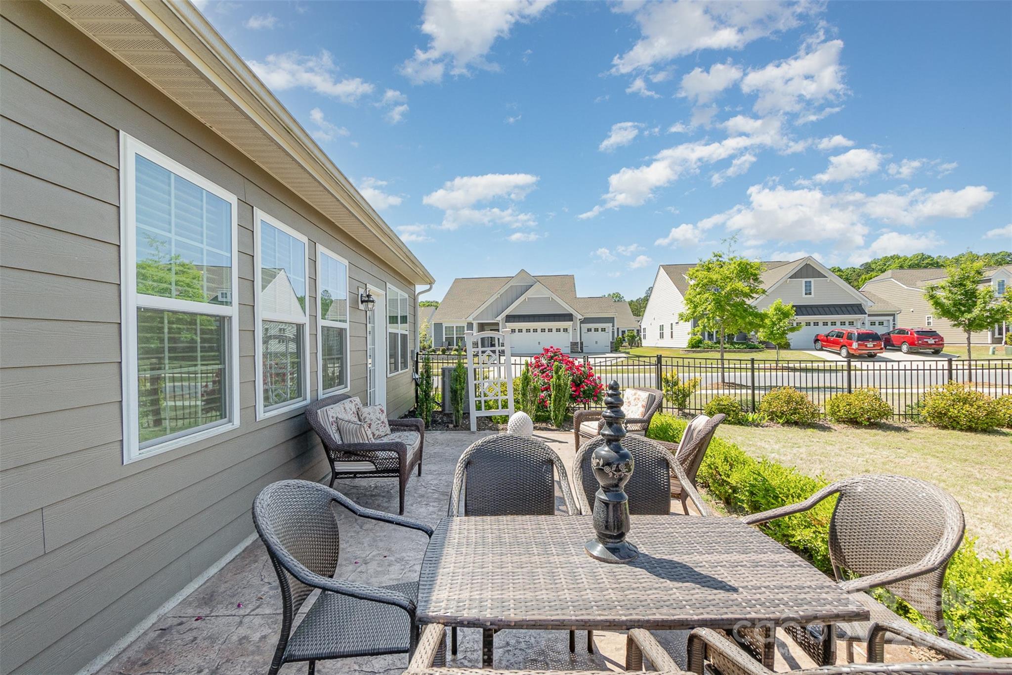 Tree Tops - Residential