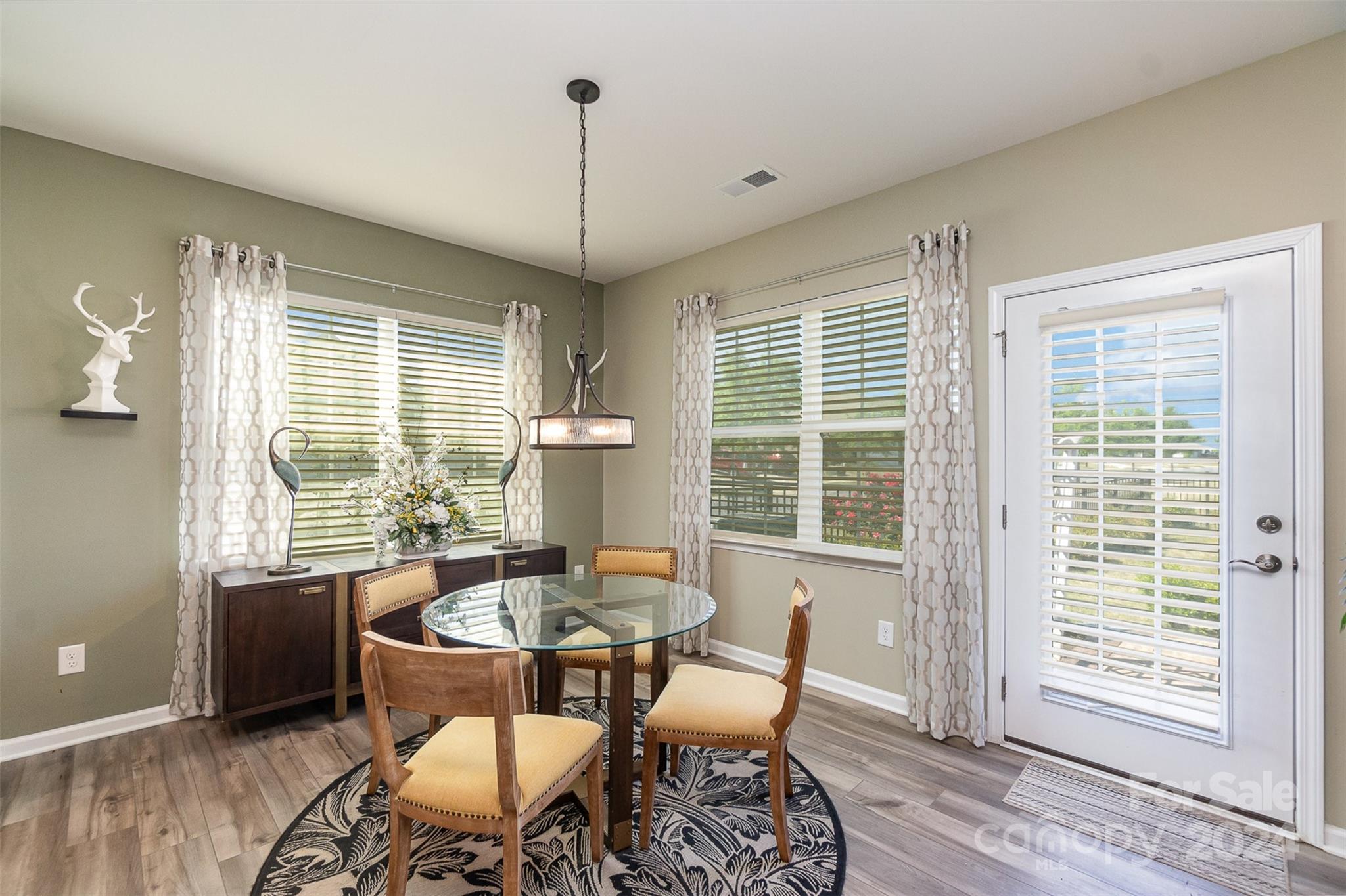 Tree Tops - Residential