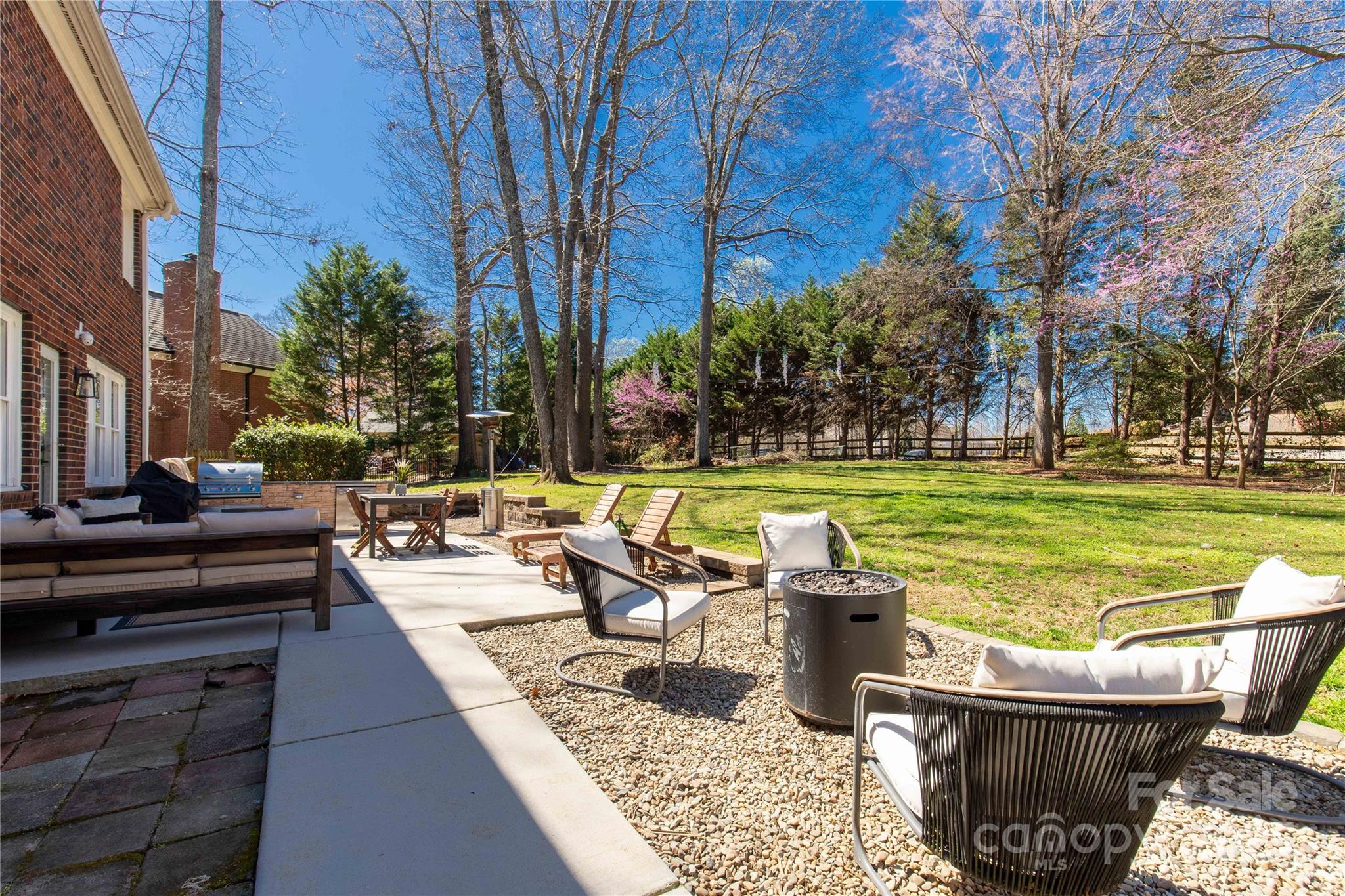 Beacon Knoll - Residential