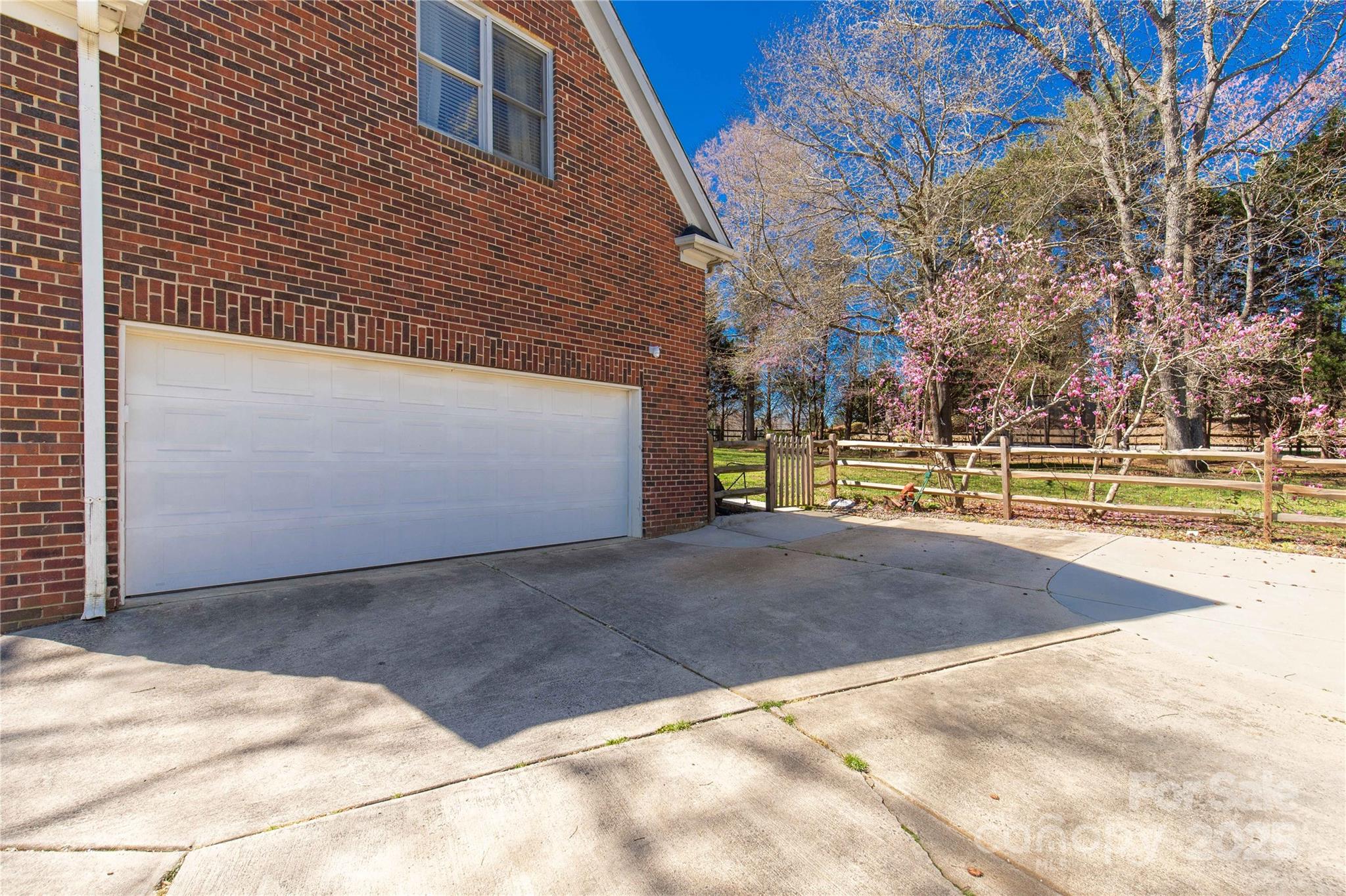 Beacon Knoll - Residential