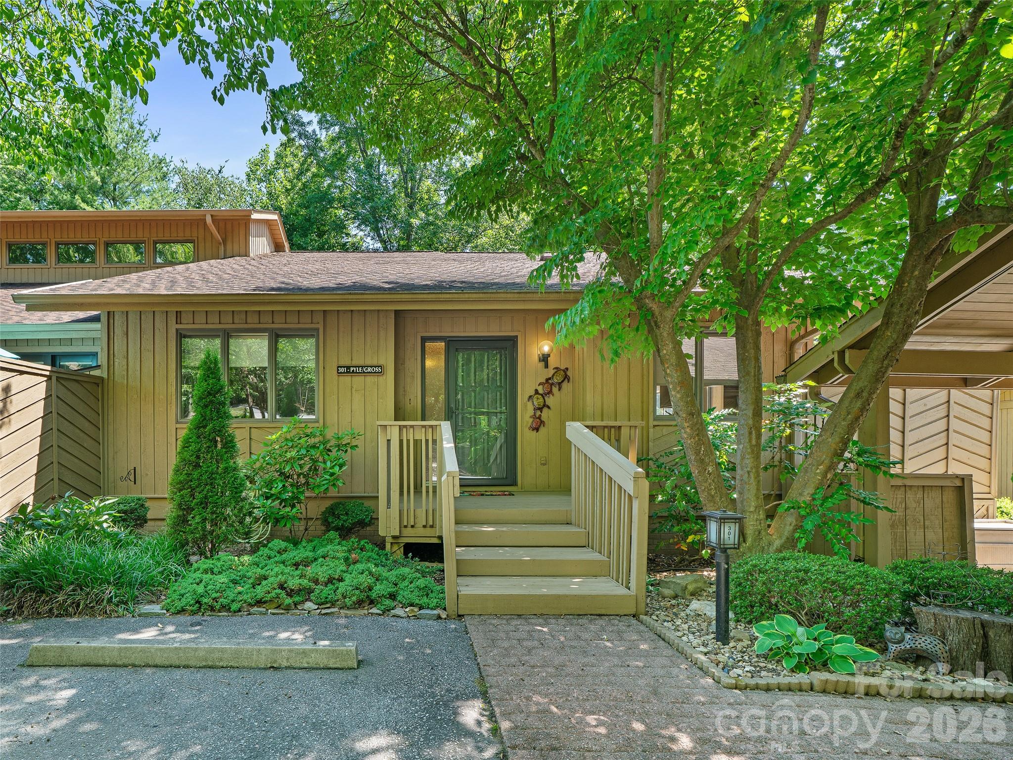 301 White Oak Drive