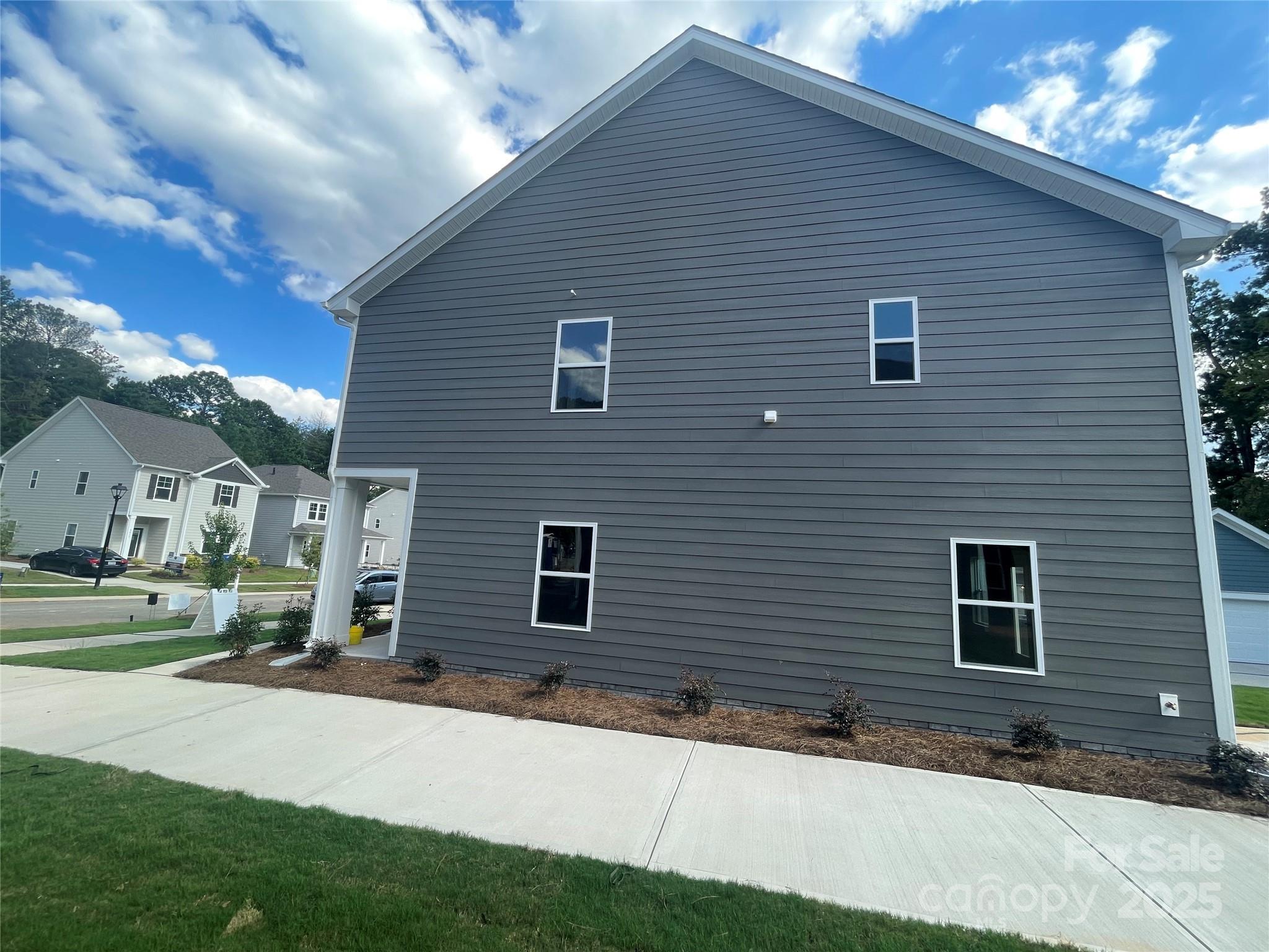 4012 Grommet Court