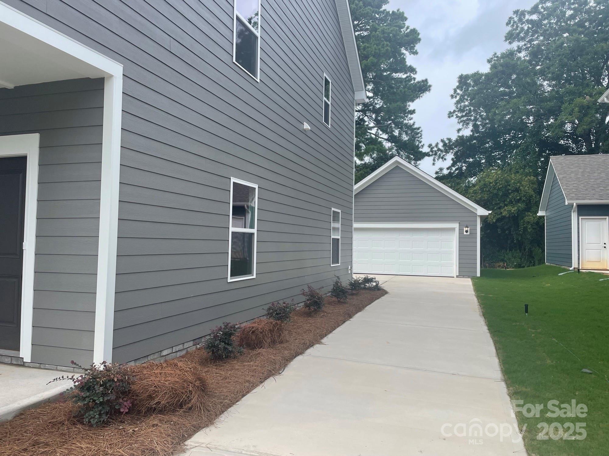 4012 Grommet Court