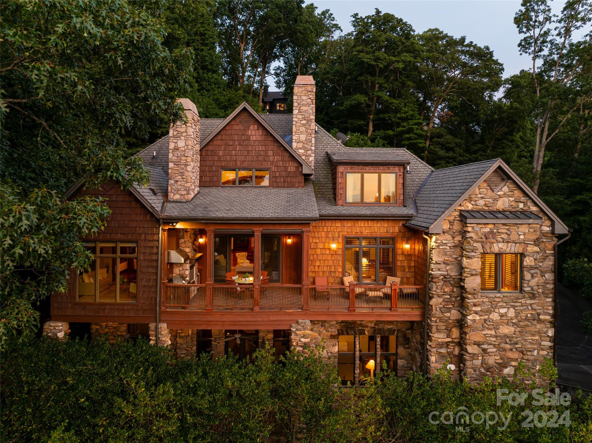 Reynolds Mountain - Residential