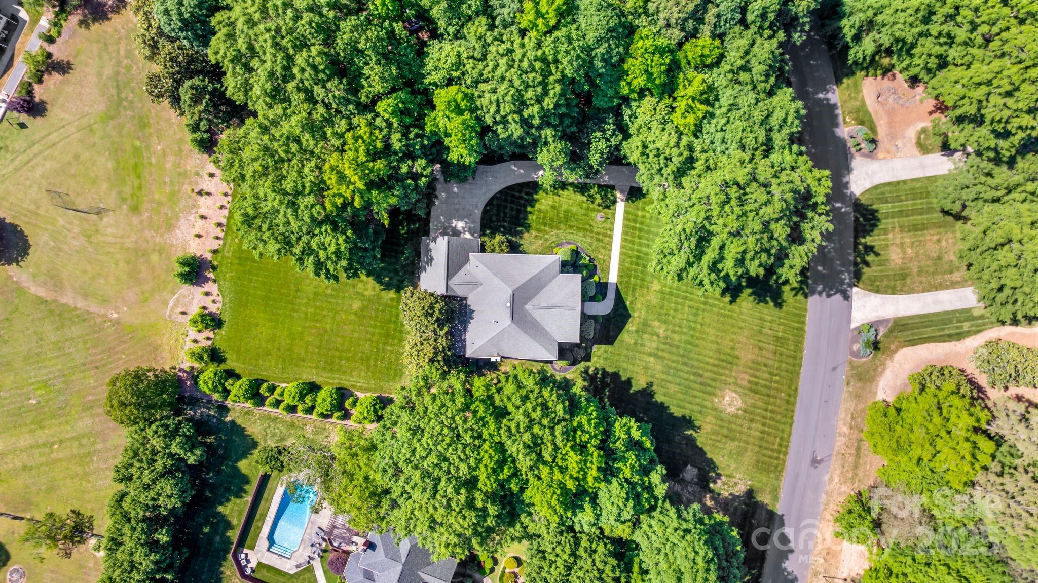 1721 White Pond Lane