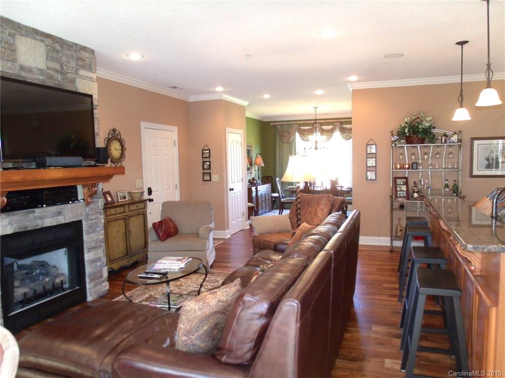 Sunset Pointe - Residential